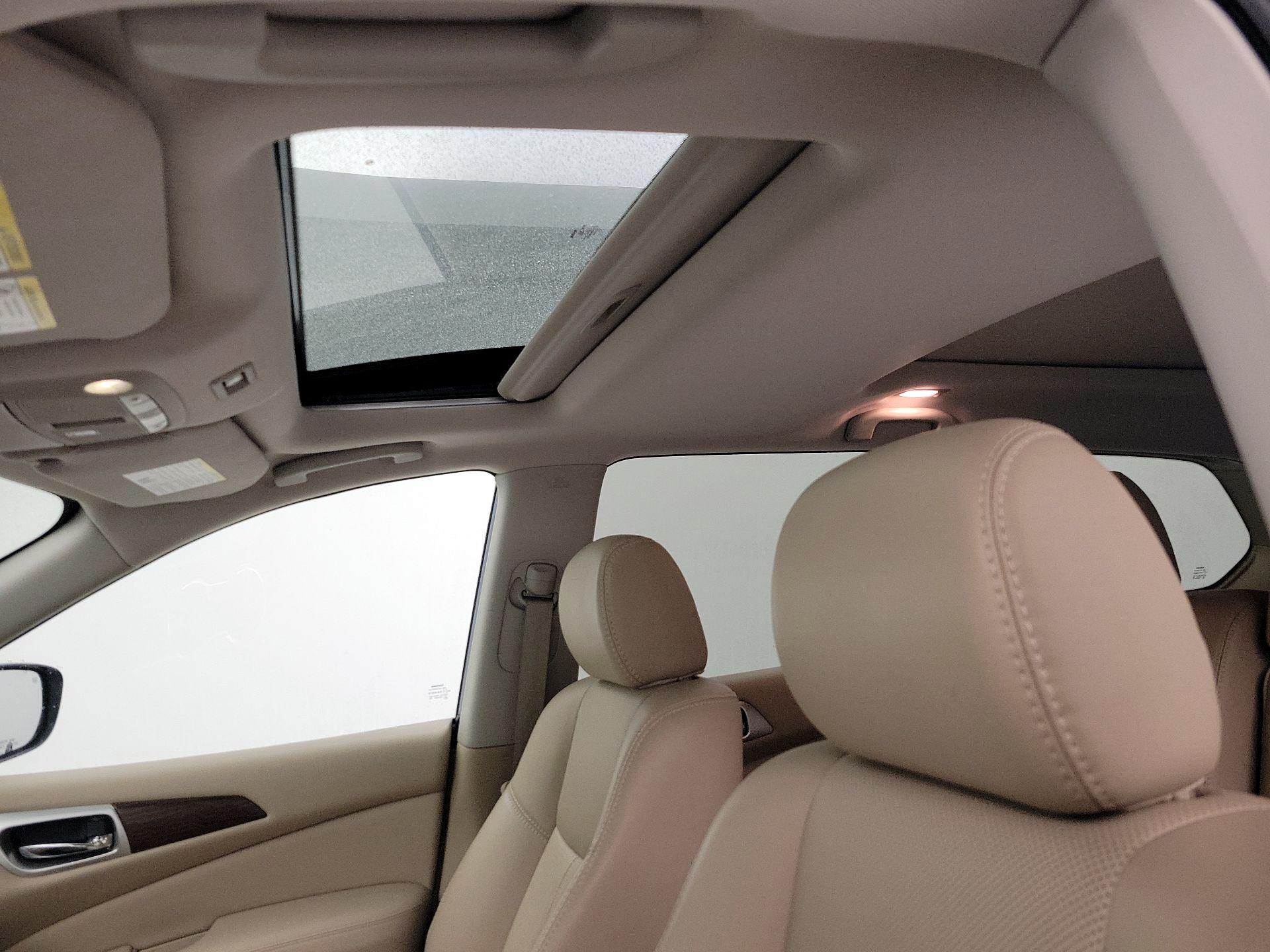 Thumbnail: 2018 Nissan Pathfinder - 18