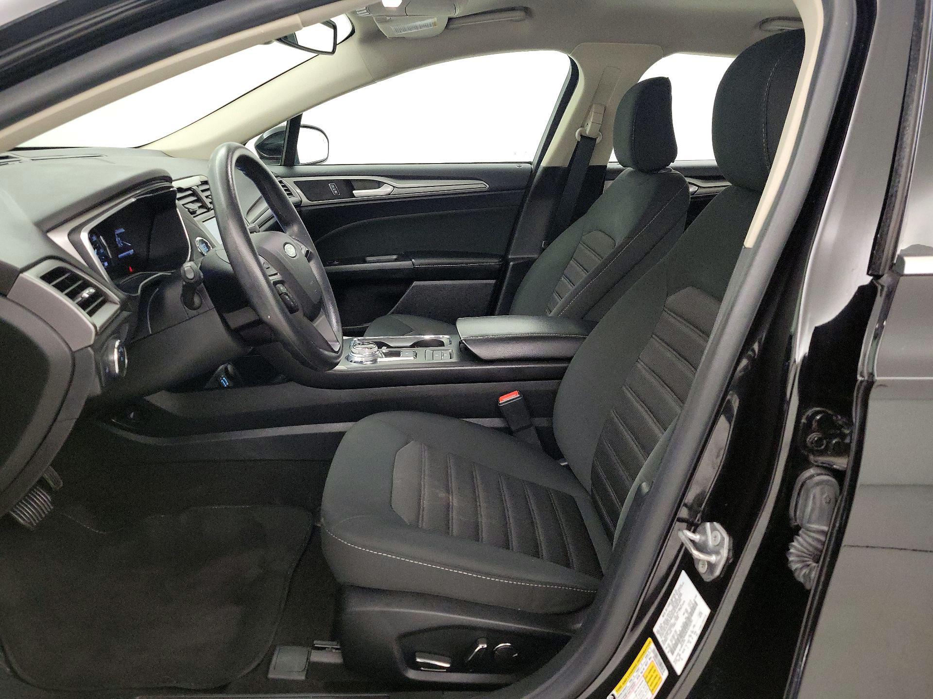 Thumbnail: 2020 Ford Fusion - 11