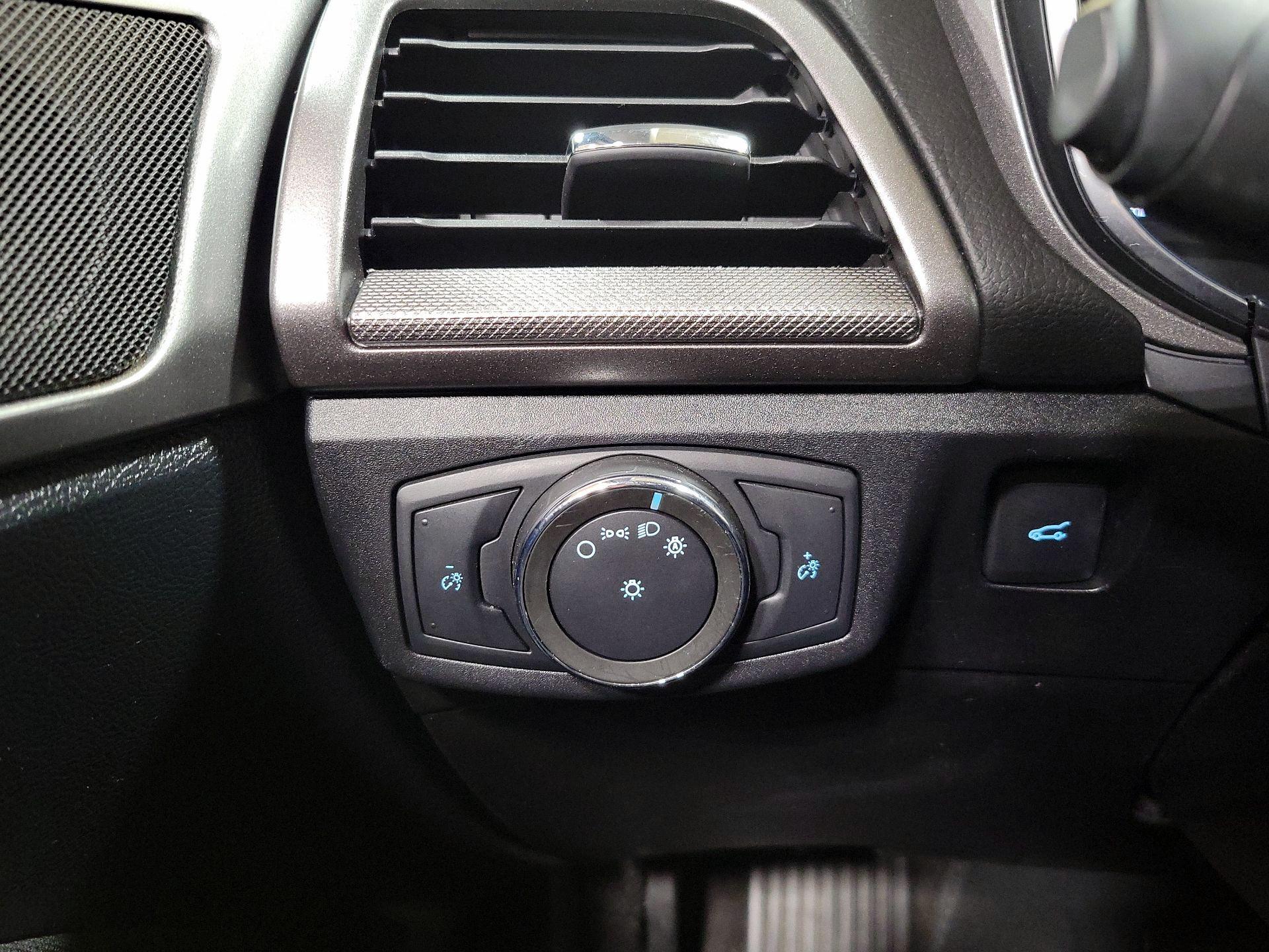 Thumbnail: 2020 Ford Fusion - 13