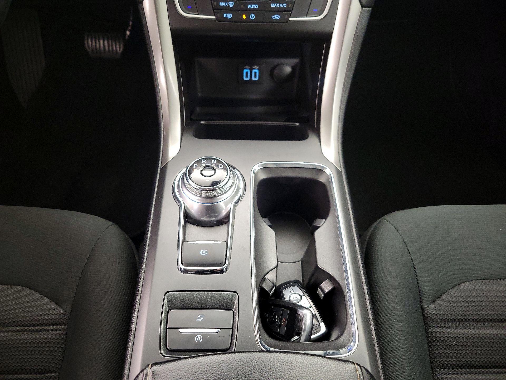 Thumbnail: 2020 Ford Fusion - 18