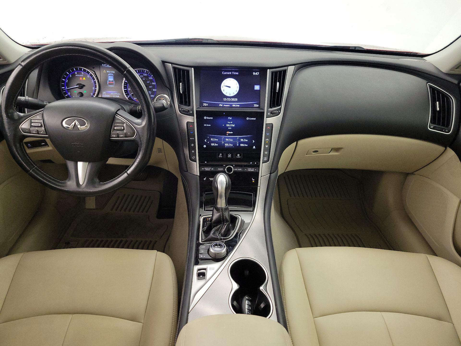 Thumbnail: 2015 INFINITI Q50 - 9