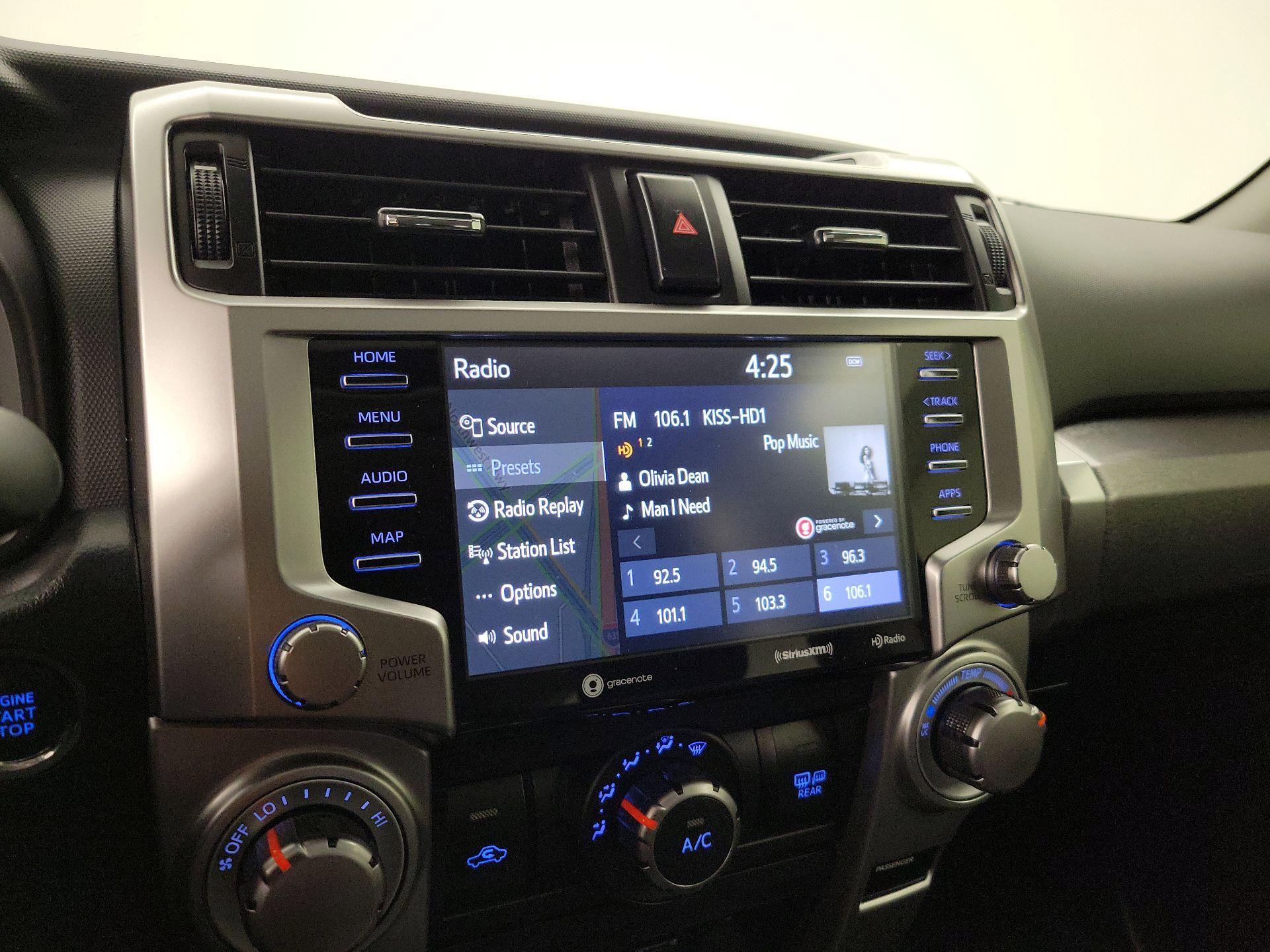 Thumbnail: 2020 Toyota 4Runner - 16