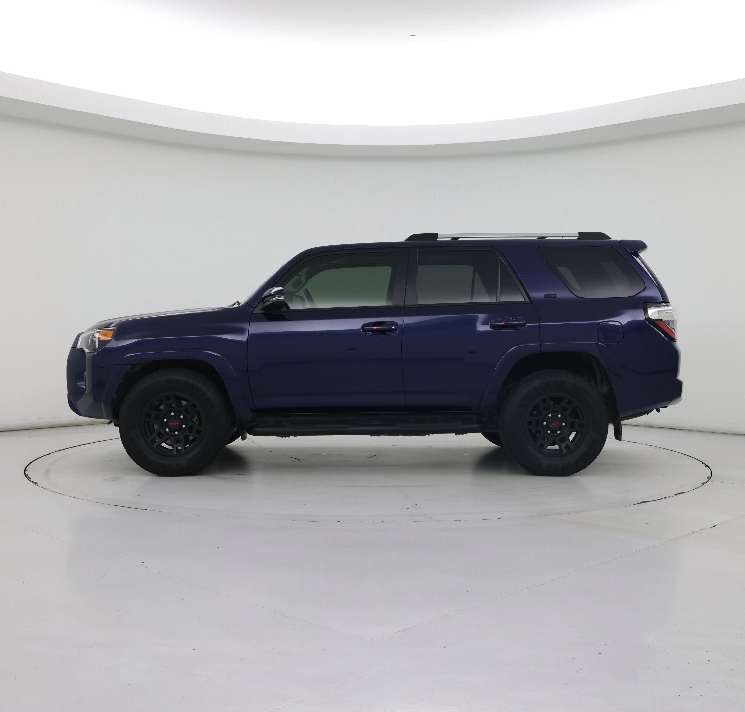 Thumbnail: 2020 Toyota 4Runner - 3