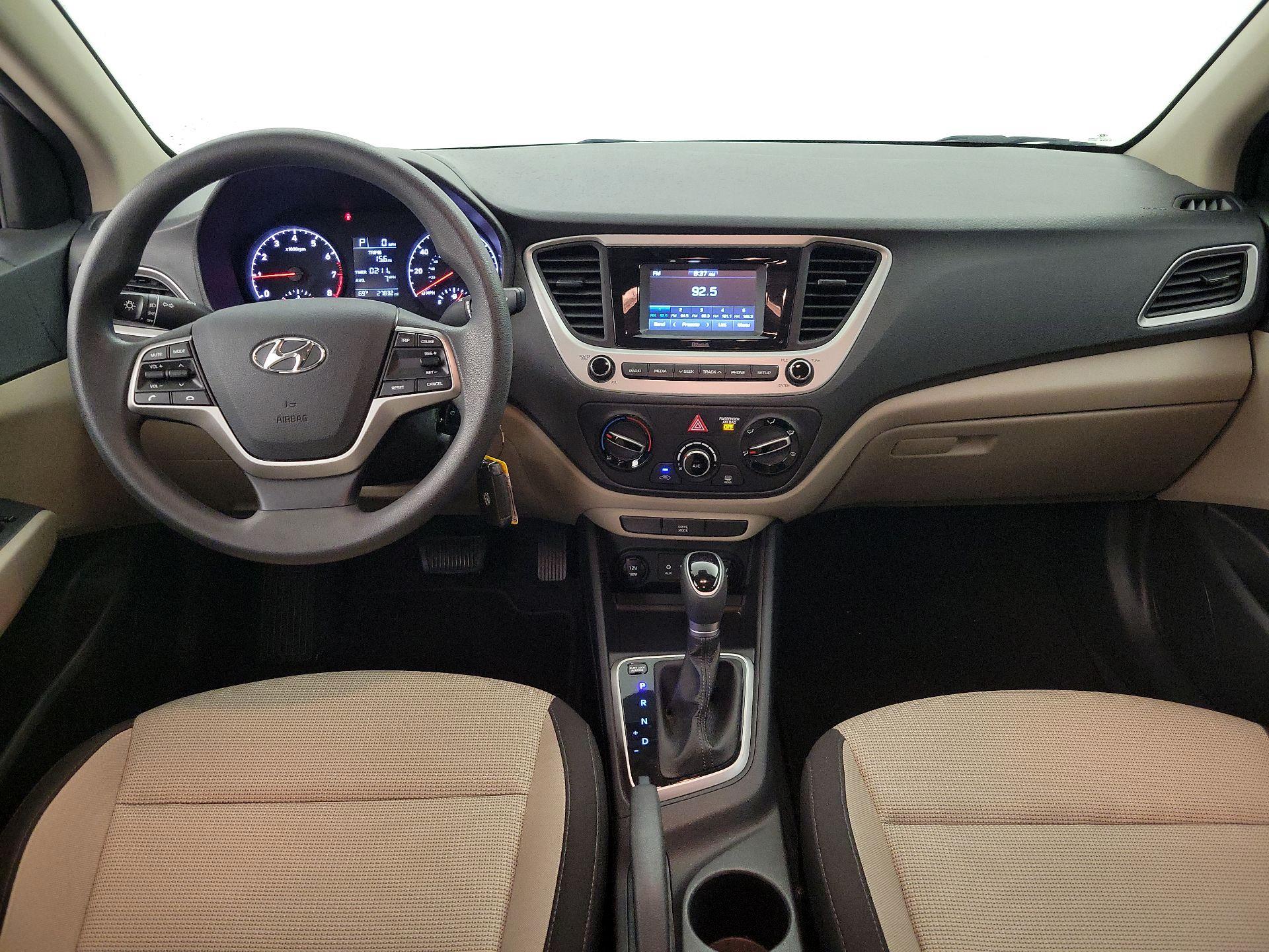 Thumbnail: 2022 Hyundai Accent - 9