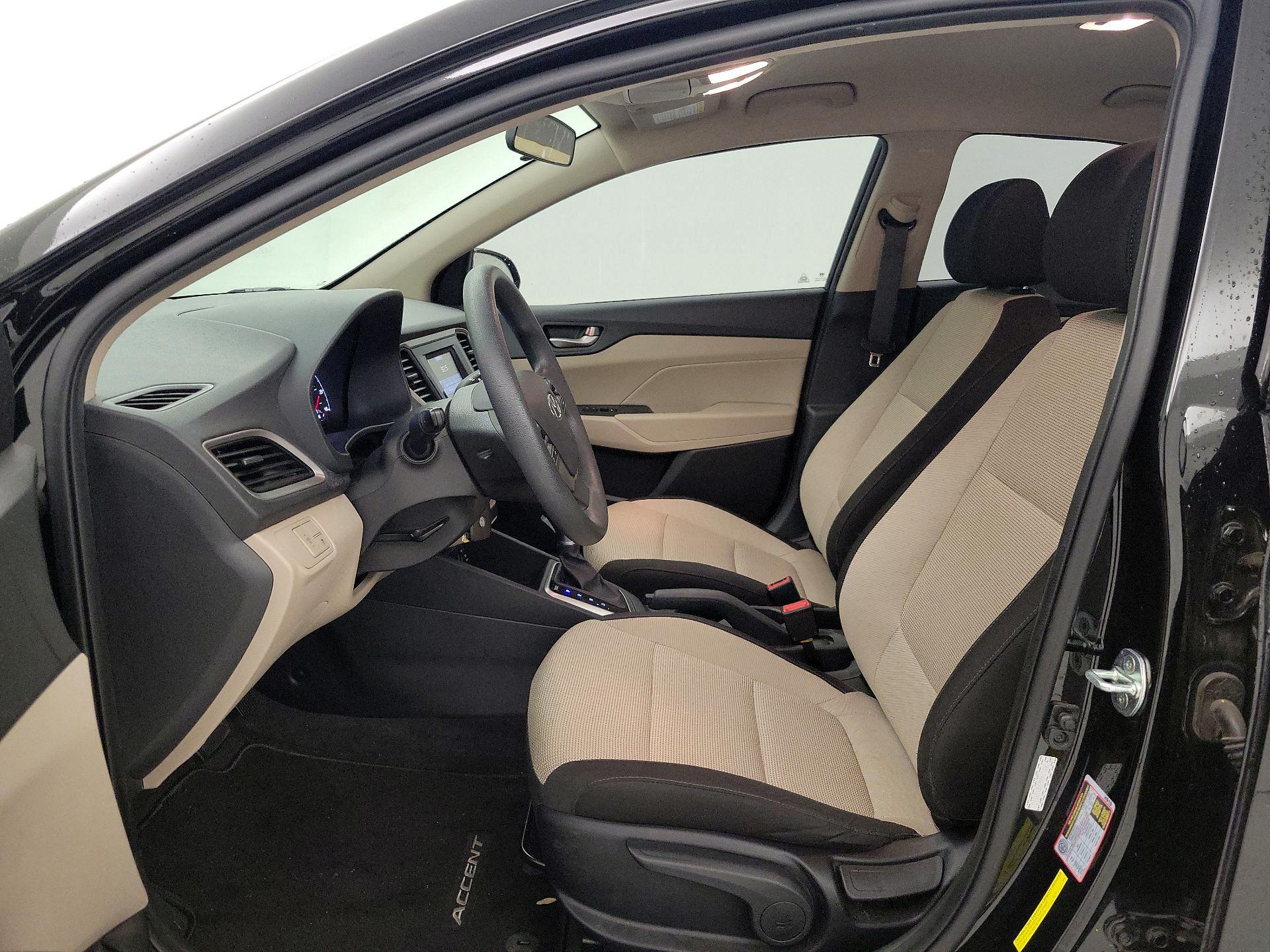 Thumbnail: 2022 Hyundai Accent - 11