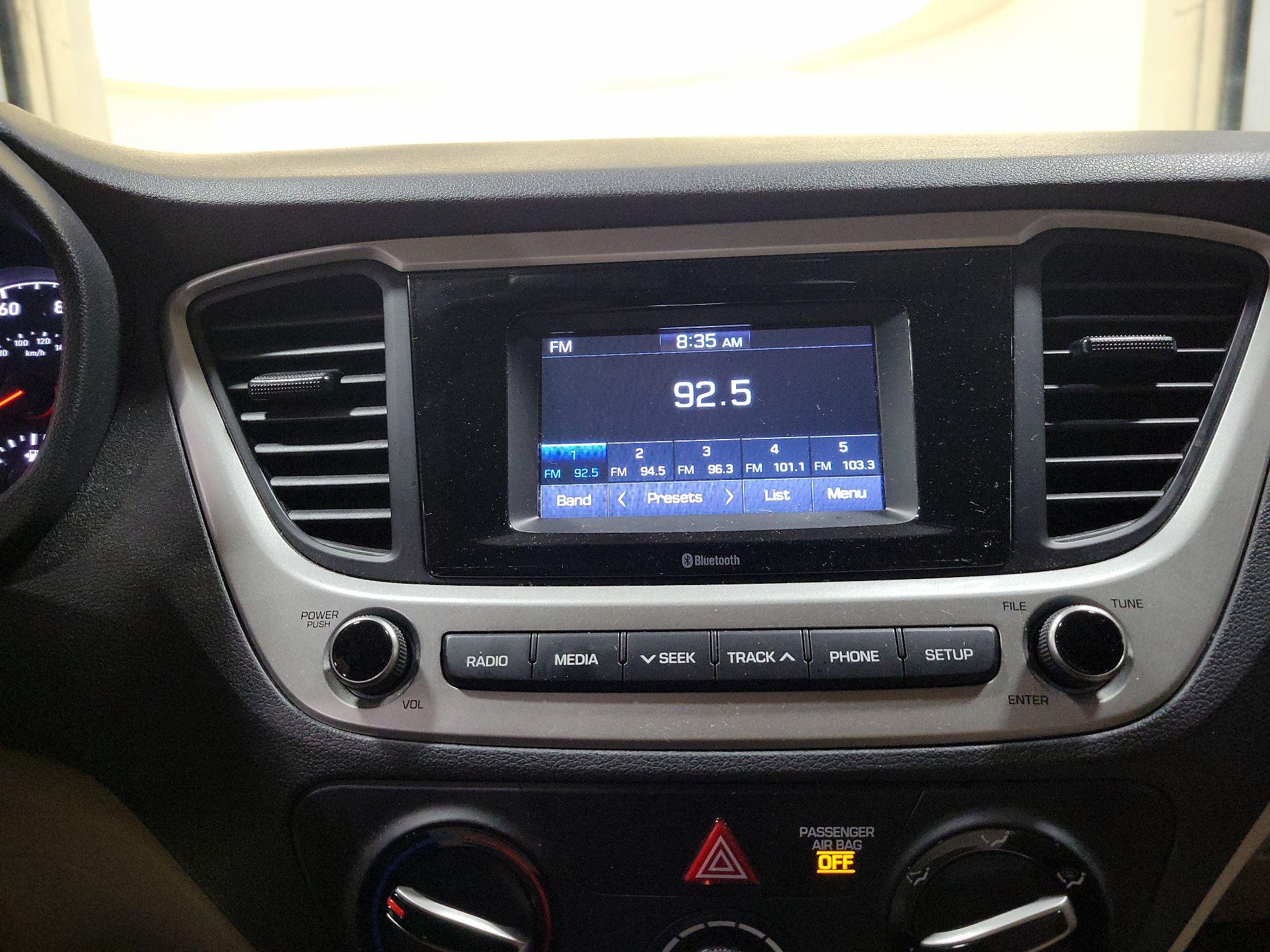 Thumbnail: 2022 Hyundai Accent - 15