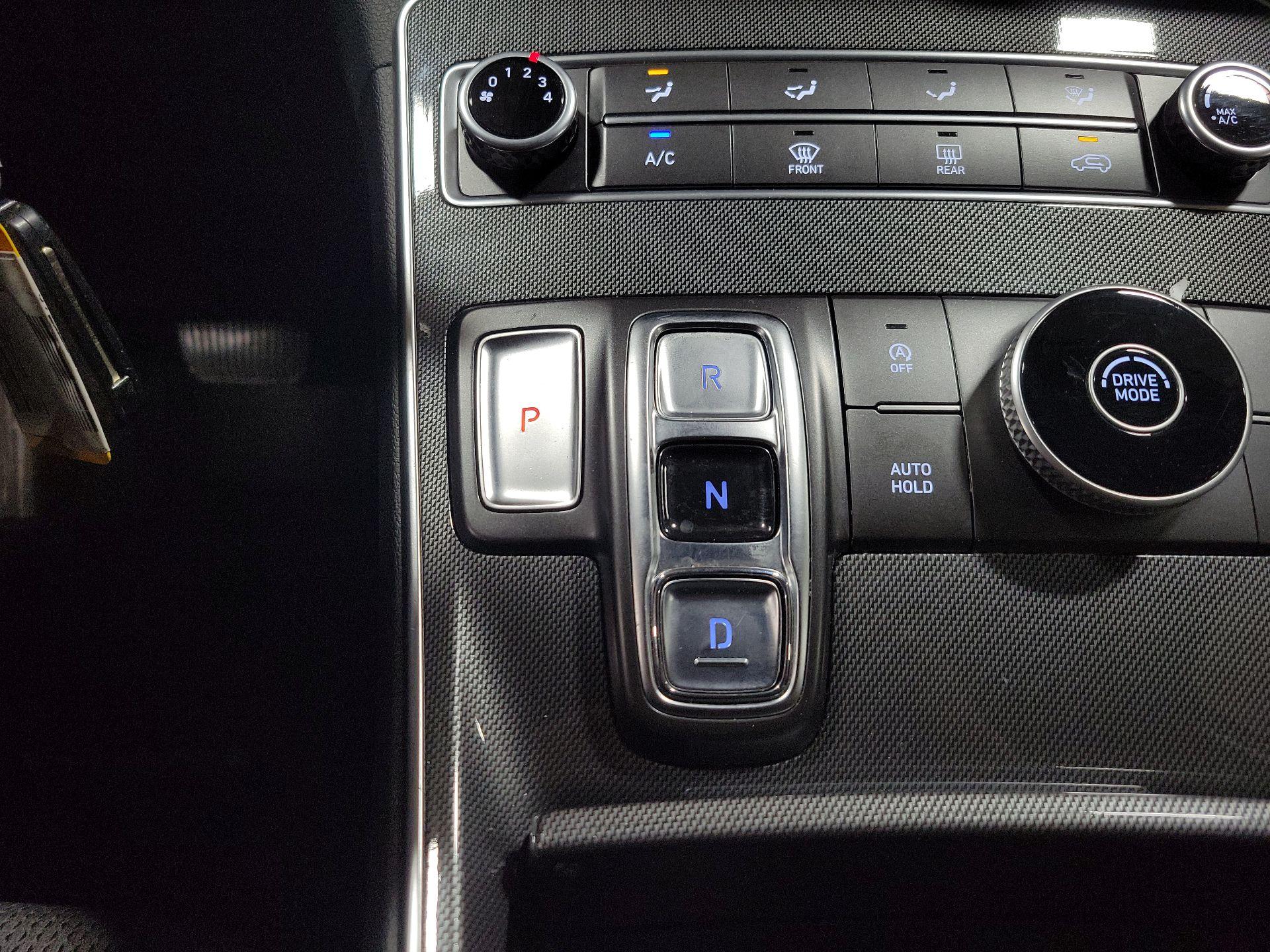 Thumbnail: 2021 Hyundai Santa Fe - 17