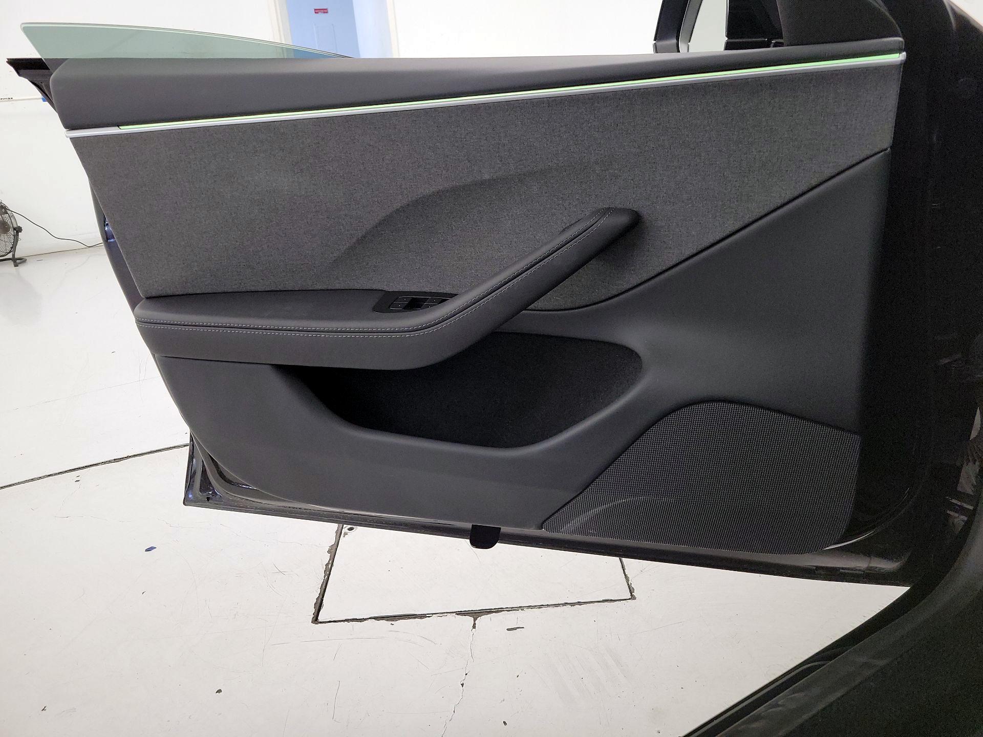 Thumbnail: 2024 Tesla Model 3 - 12