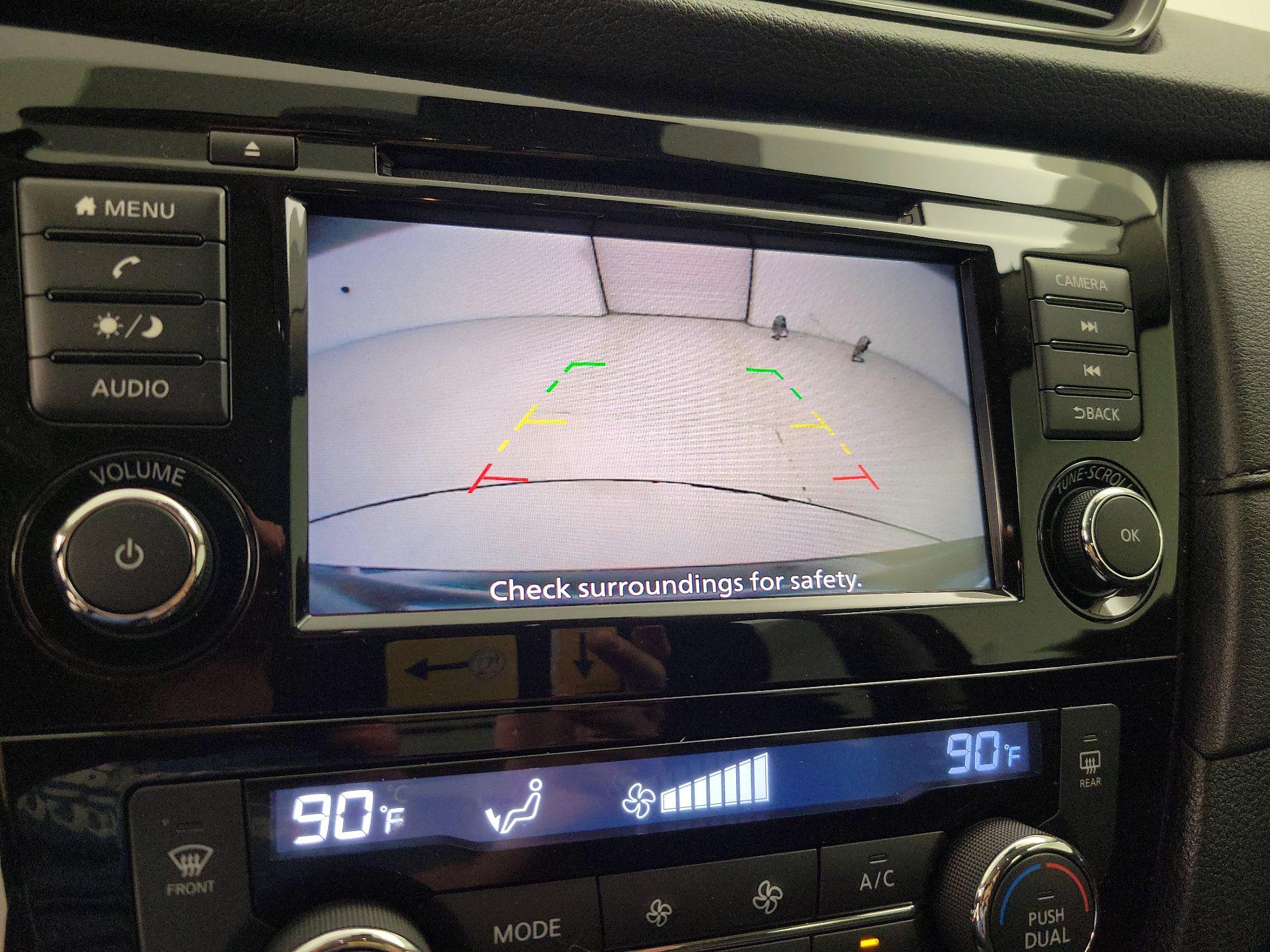 Thumbnail: 2020 Nissan Rogue - 14