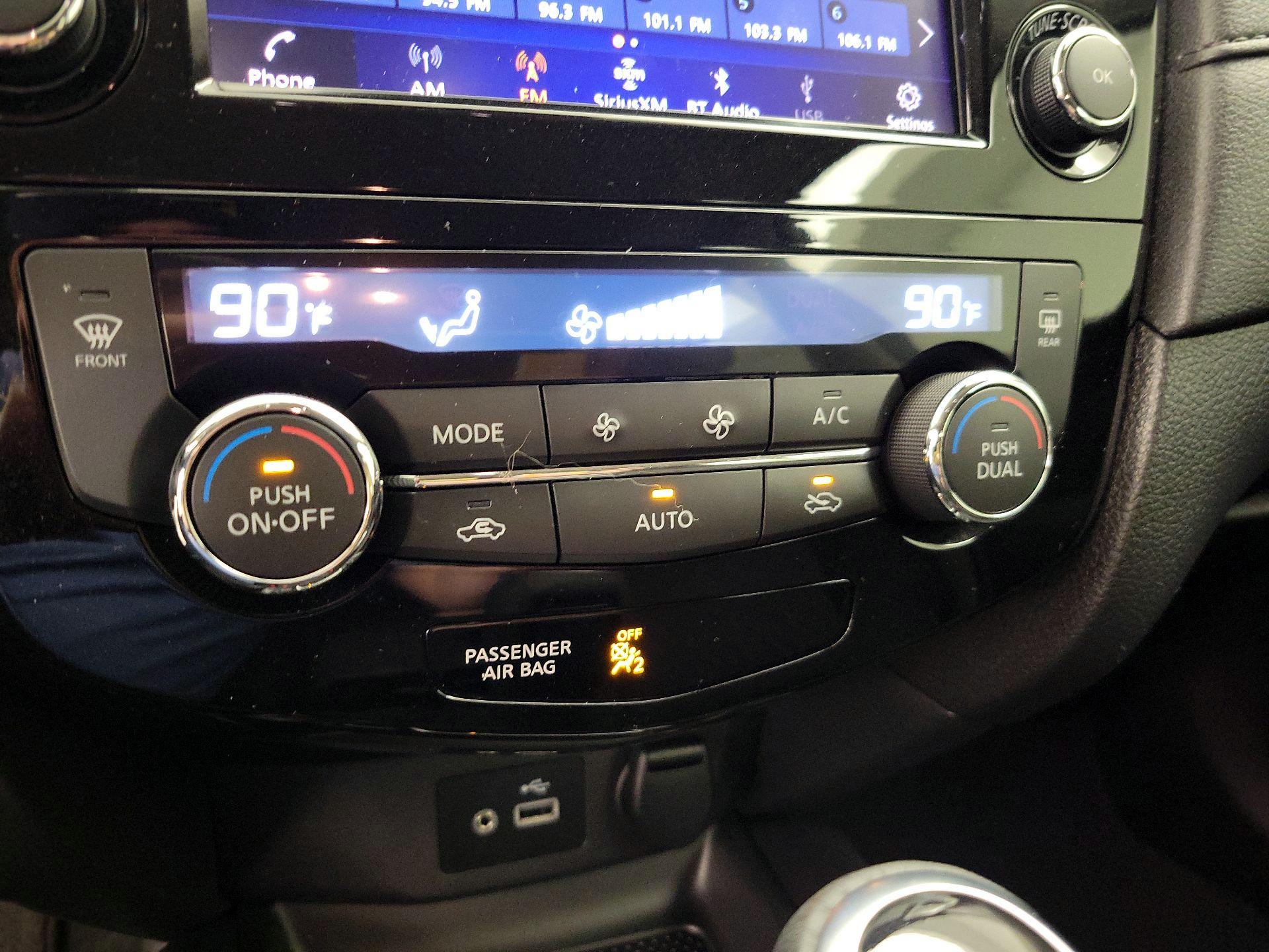 Thumbnail: 2020 Nissan Rogue - 16