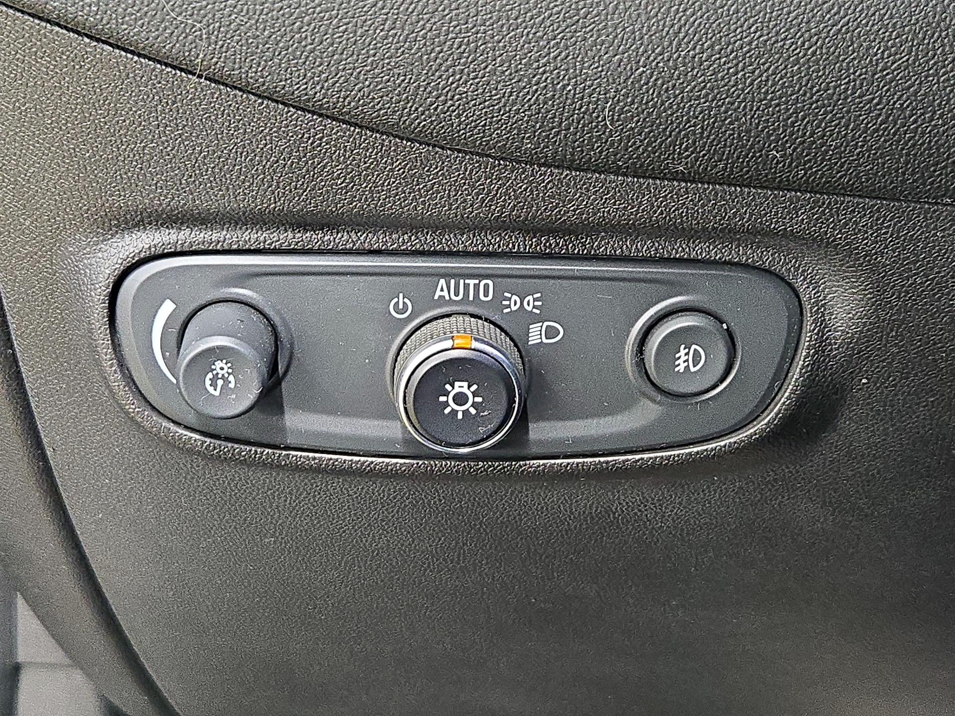 Thumbnail: 2021 Chevrolet Equinox - 13