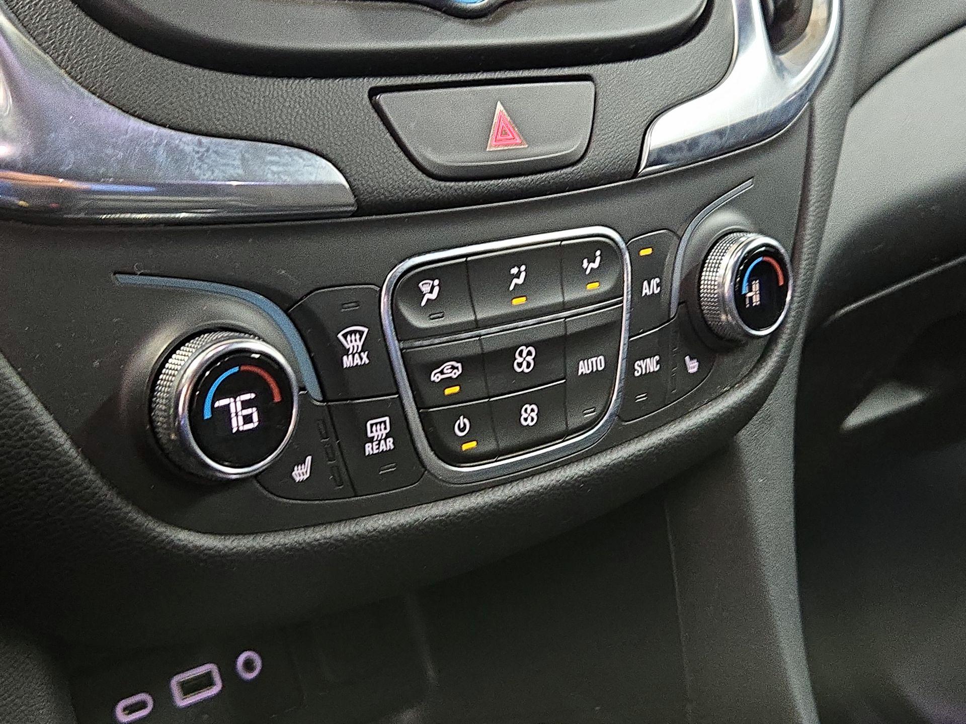 Thumbnail: 2021 Chevrolet Equinox - 16