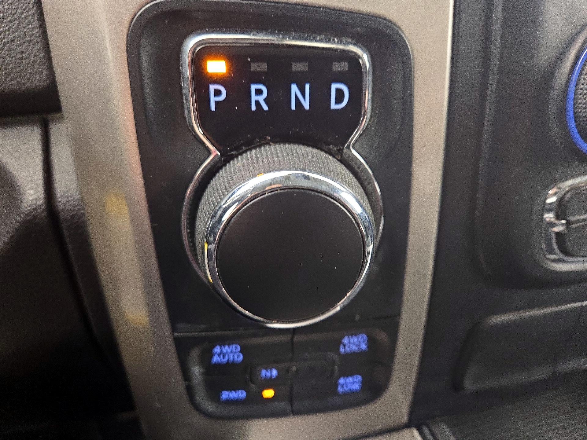 Thumbnail: 2019 RAM 1500 Classic - 17