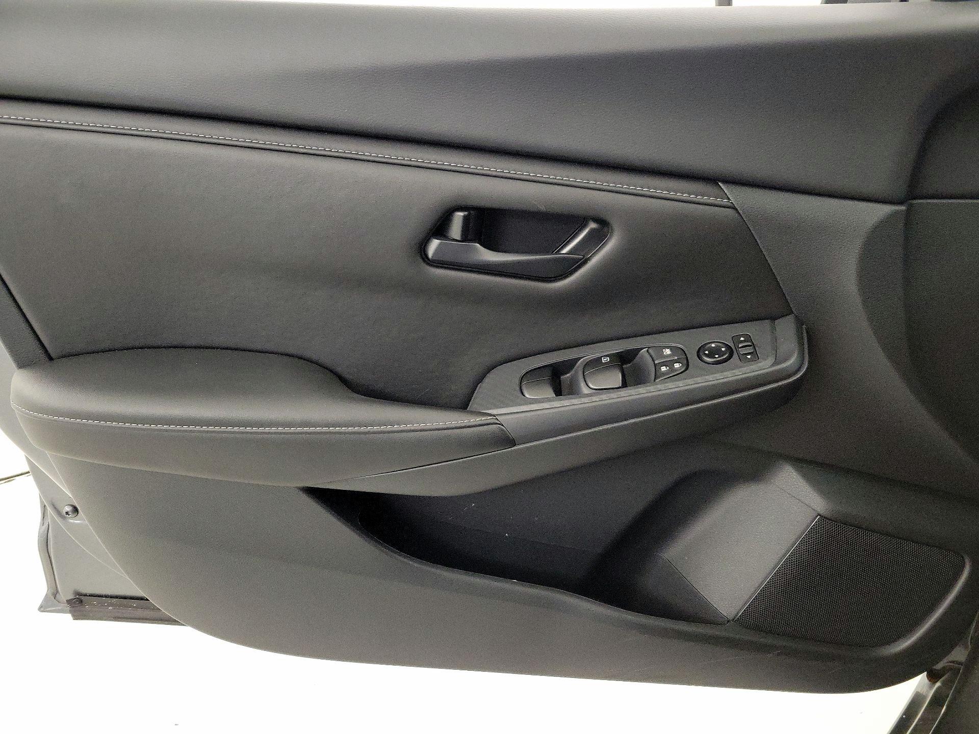 Thumbnail: 2025 Nissan Sentra - 12