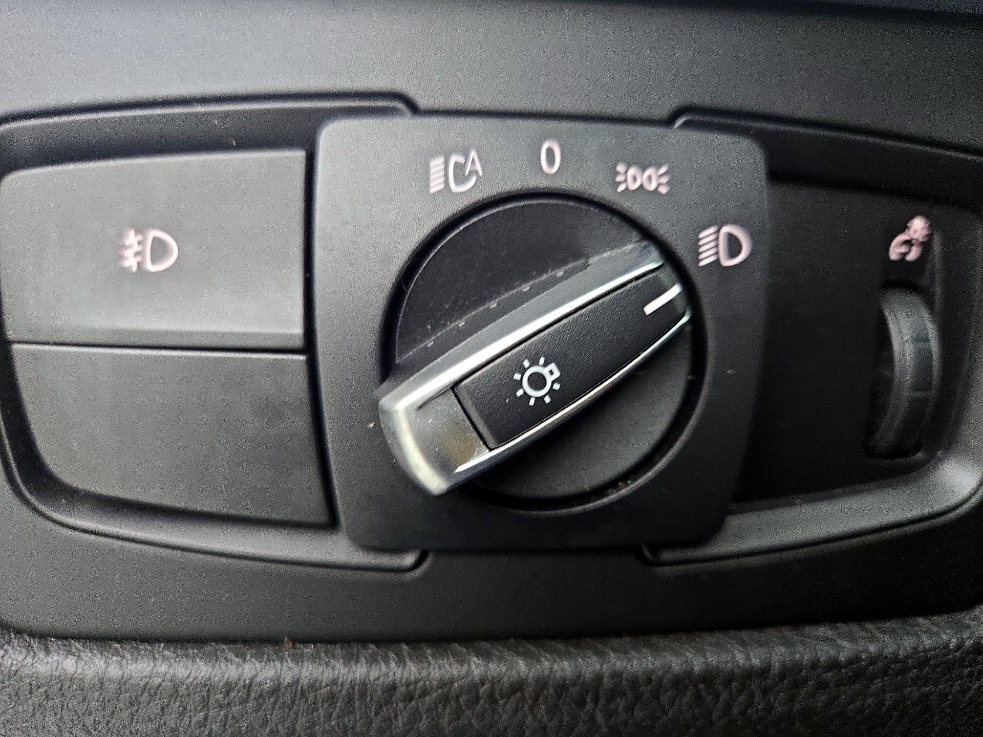 Thumbnail: 2015 BMW 3 Series - 13