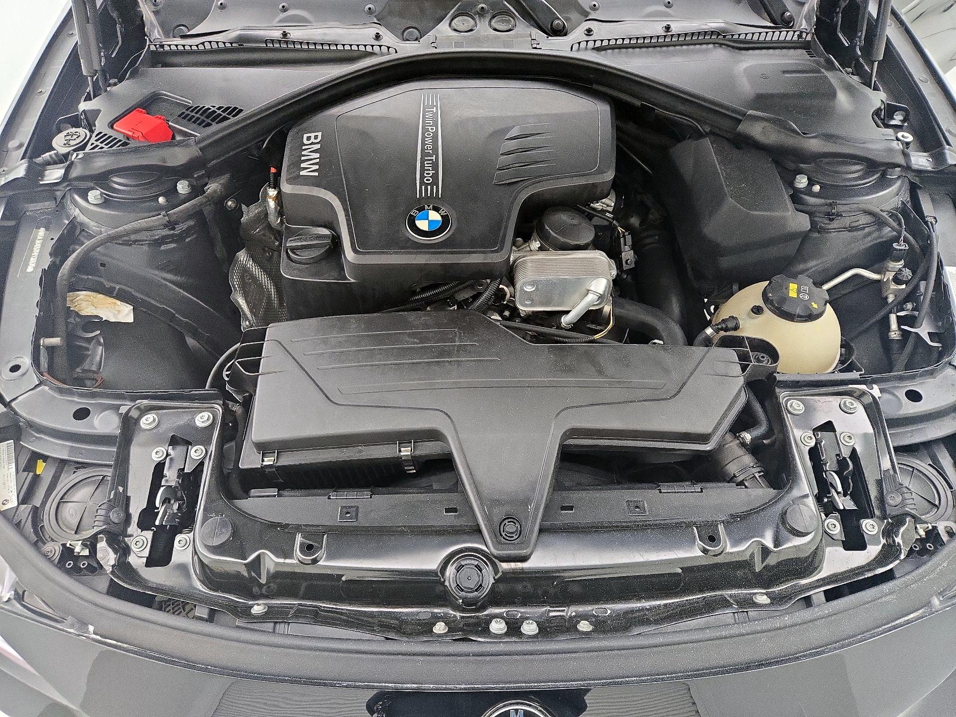 Thumbnail: 2015 BMW 3 Series - 19