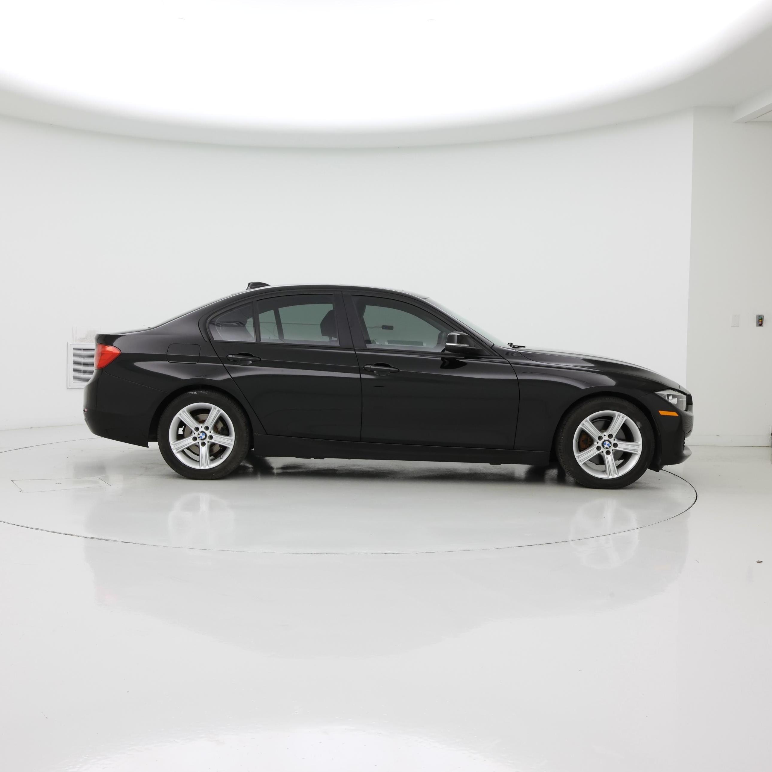 Thumbnail: 2015 BMW 3 Series - 7