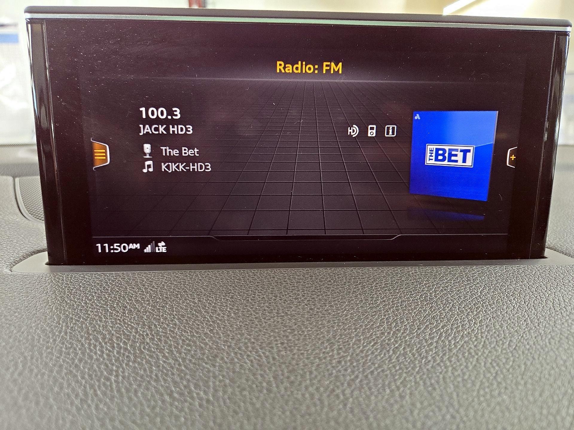 Thumbnail: 2017 Audi Q7 - 16