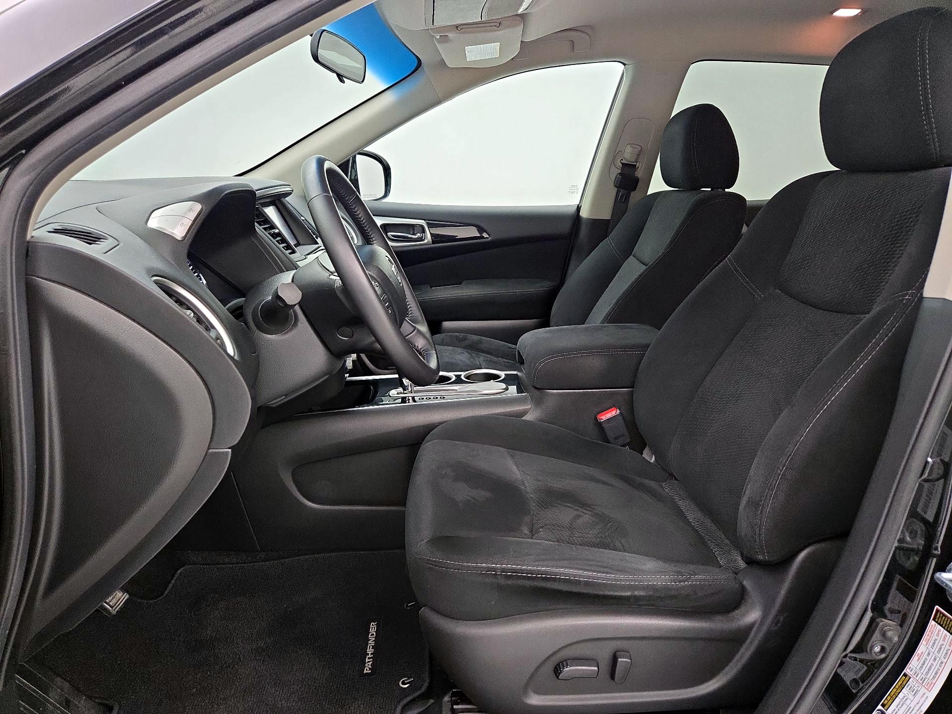 Thumbnail: 2014 Nissan Pathfinder - 11