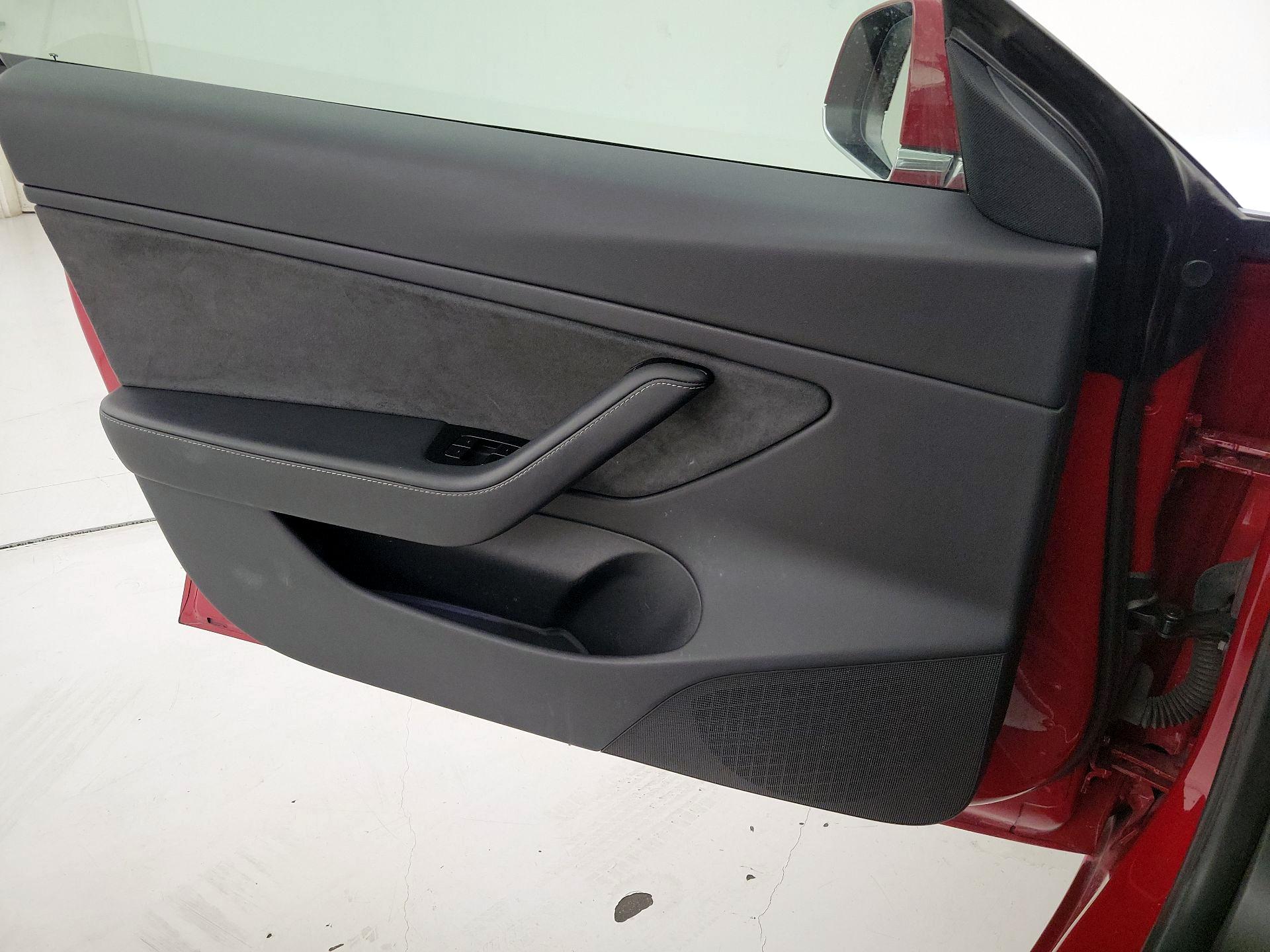 Thumbnail: 2019 Tesla Model 3 - 12