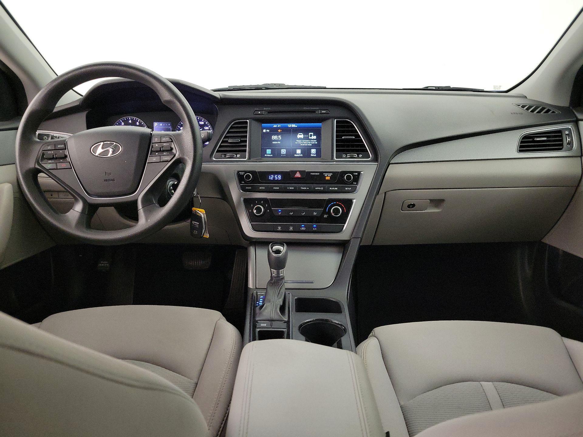 Thumbnail: 2016 Hyundai Sonata - 9