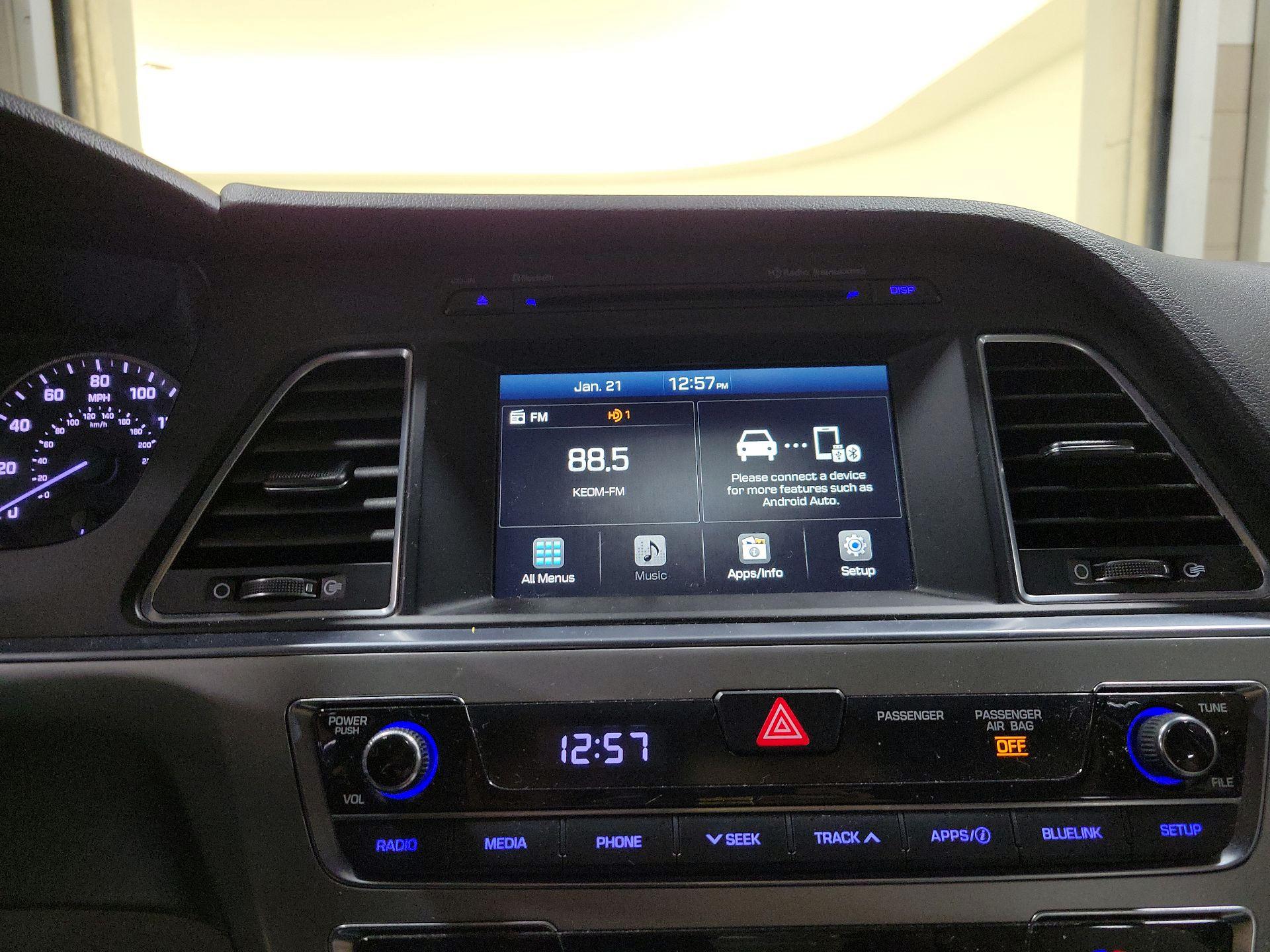 Thumbnail: 2016 Hyundai Sonata - 15