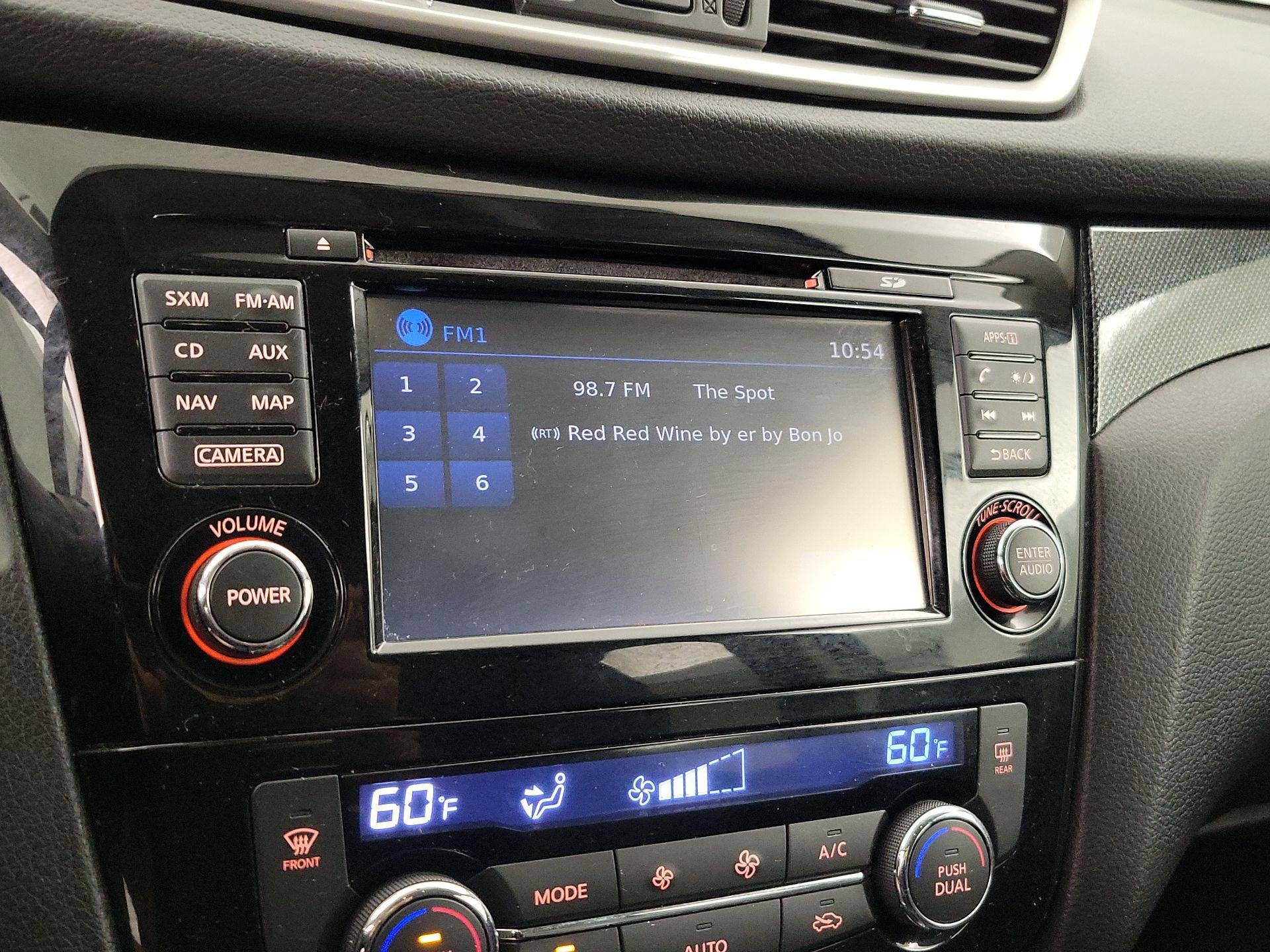 Thumbnail: 2014 Nissan Rogue - 15