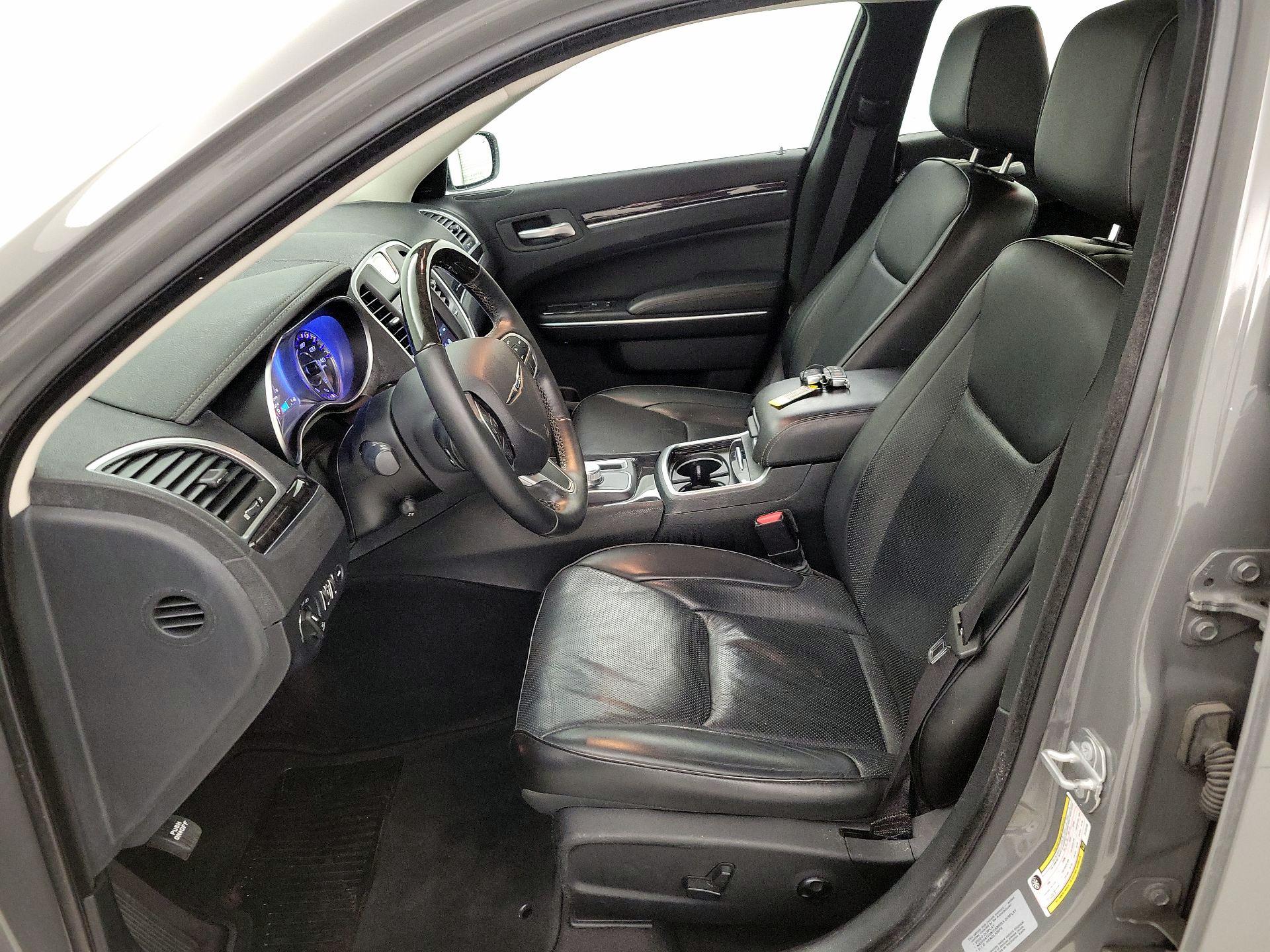 Thumbnail: 2018 Chrysler 300 - 11