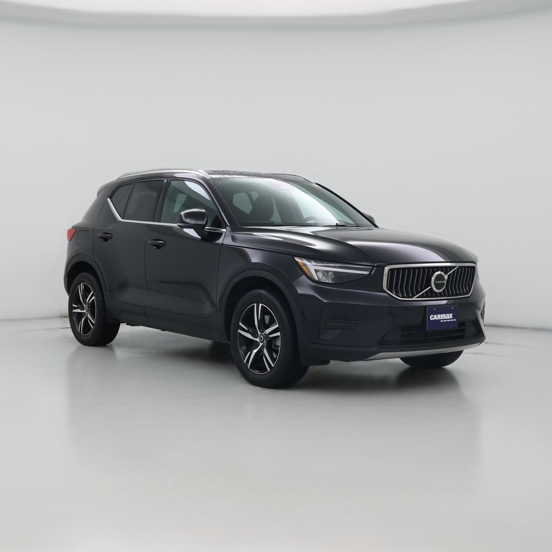 Thumbnail: 2025 Volvo XC40 - 1