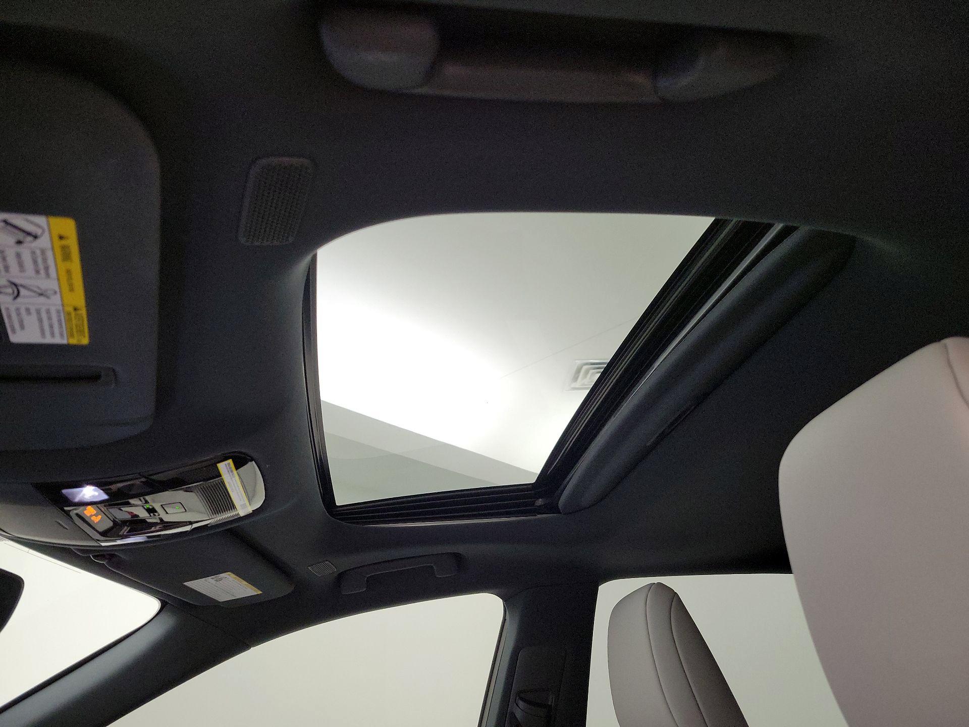 Thumbnail: 2024 Lexus RX - 19