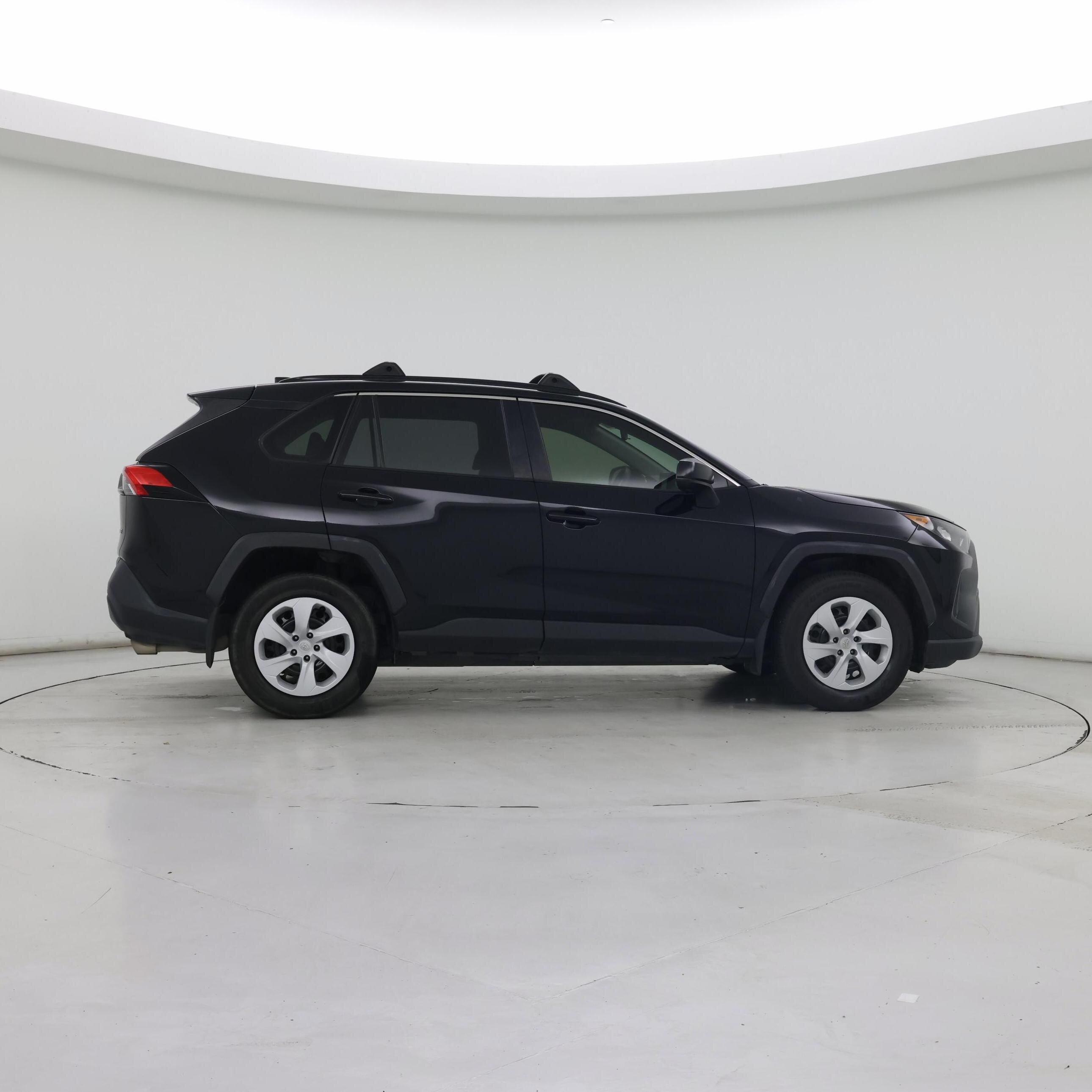 Thumbnail: 2019 Toyota RAV4 - 7