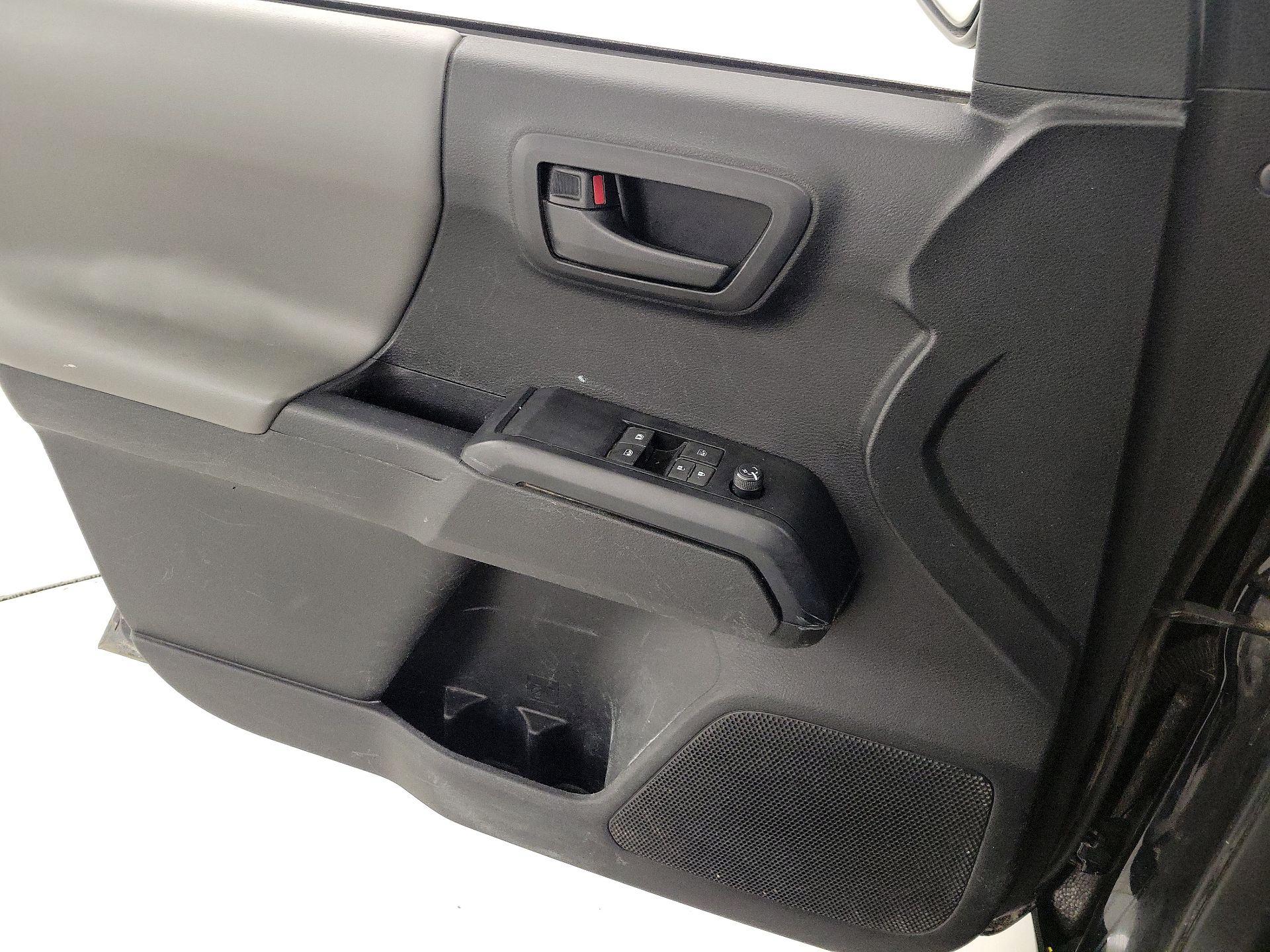 Thumbnail: 2023 Toyota Tacoma - 12