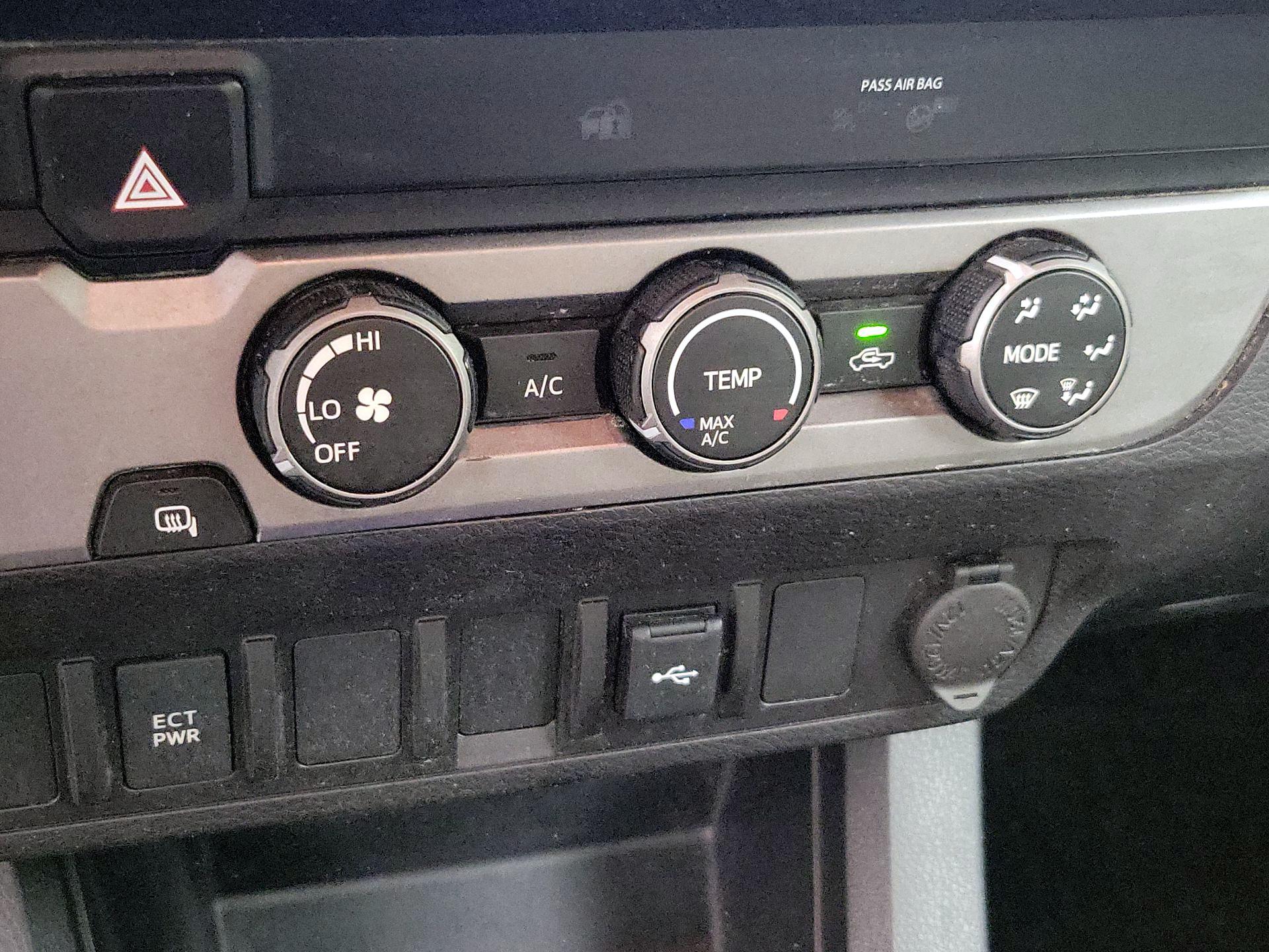 Thumbnail: 2023 Toyota Tacoma - 16