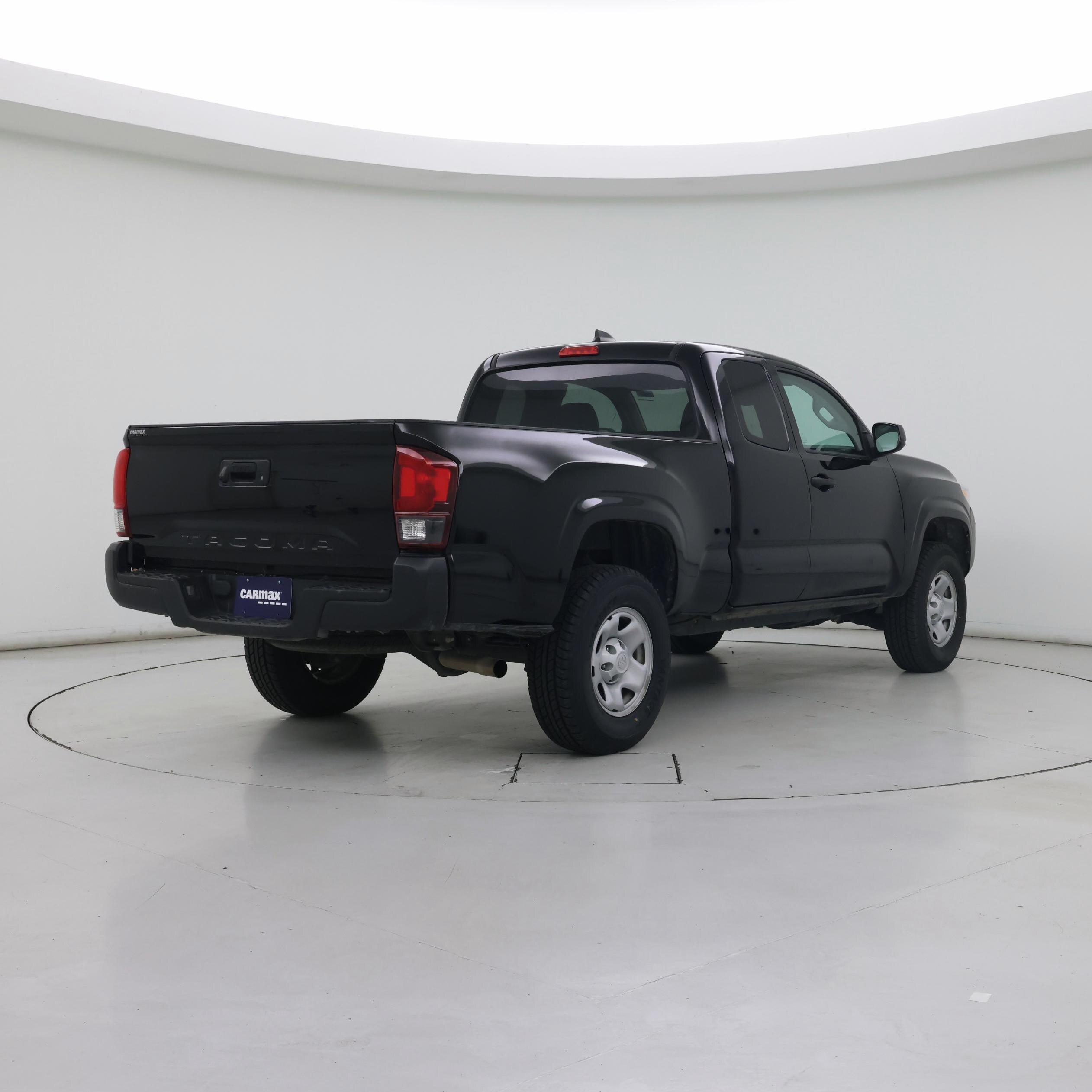 Thumbnail: 2023 Toyota Tacoma - 8