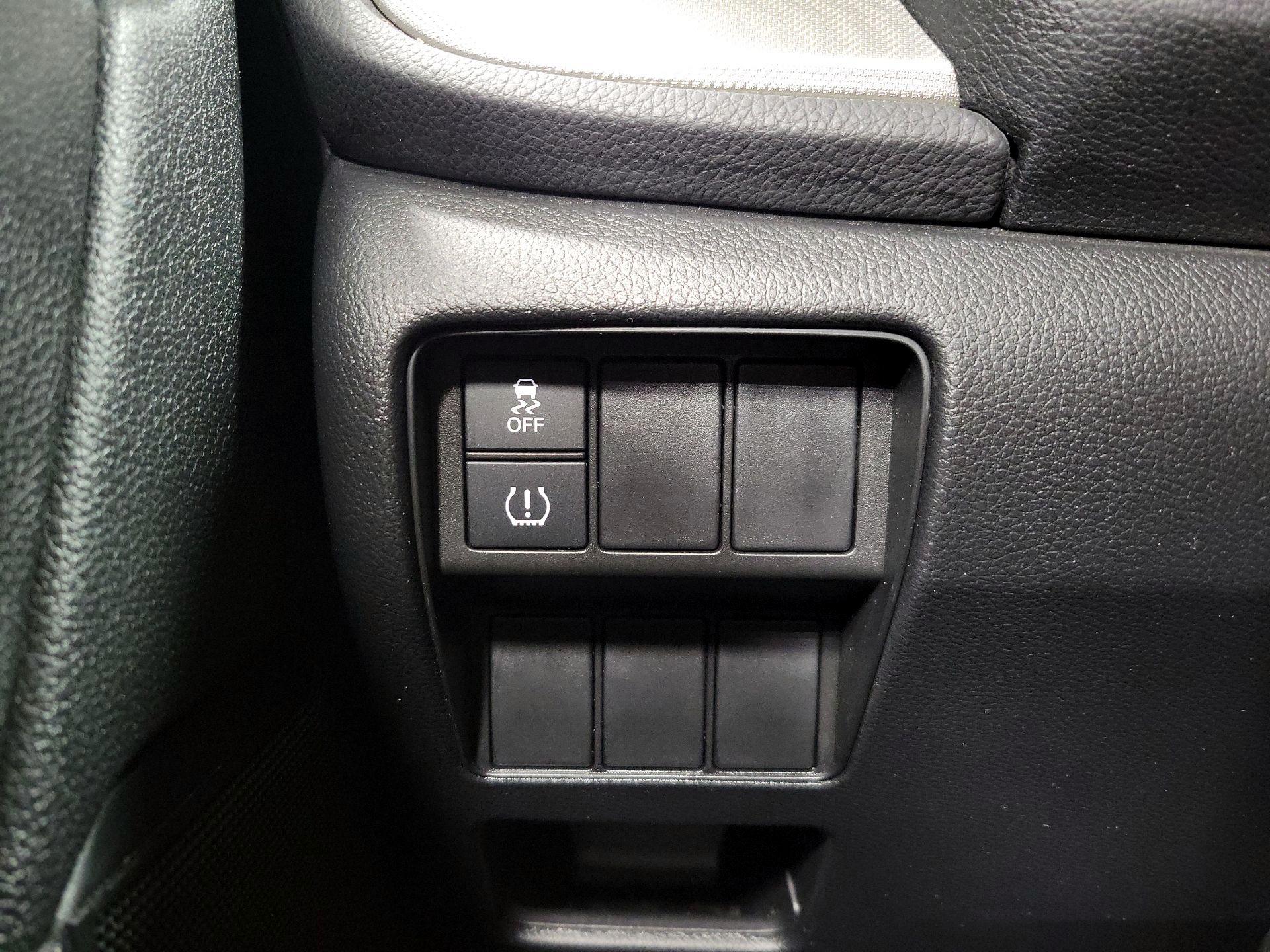 Thumbnail: 2018 Honda CR-V - 13