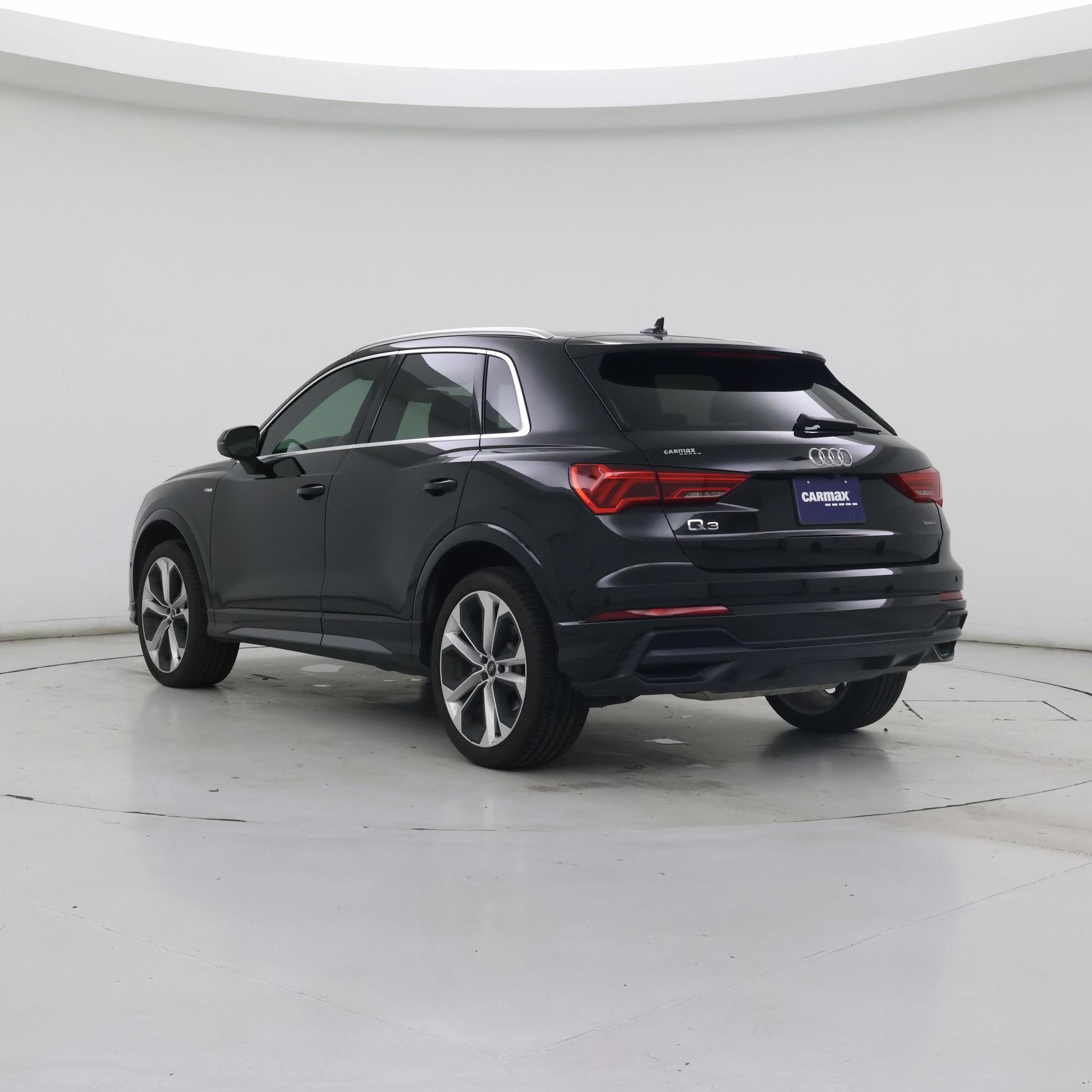 Thumbnail: 2021 Audi Q3 - 2
