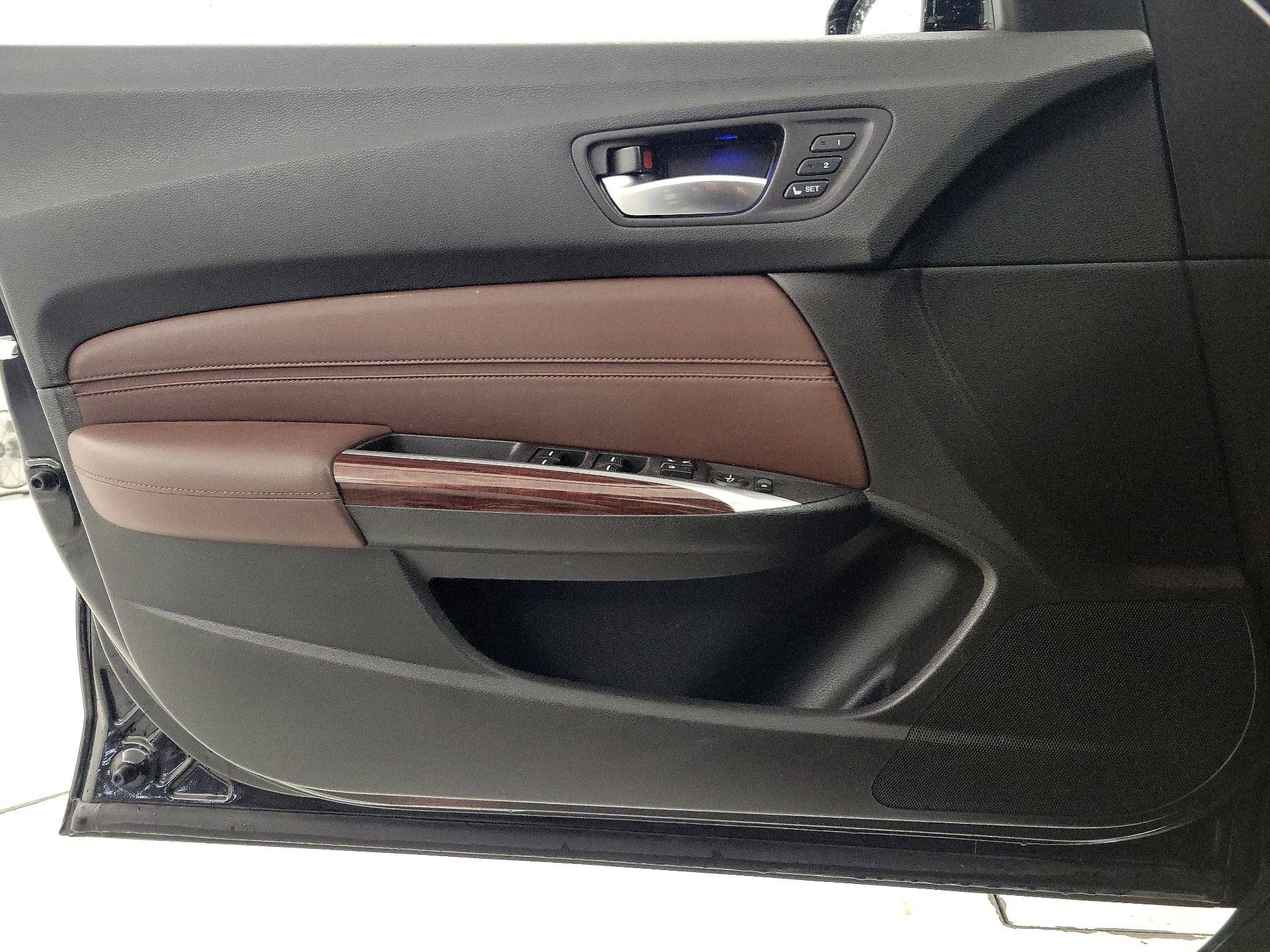 Thumbnail: 2015 Acura TLX - 12