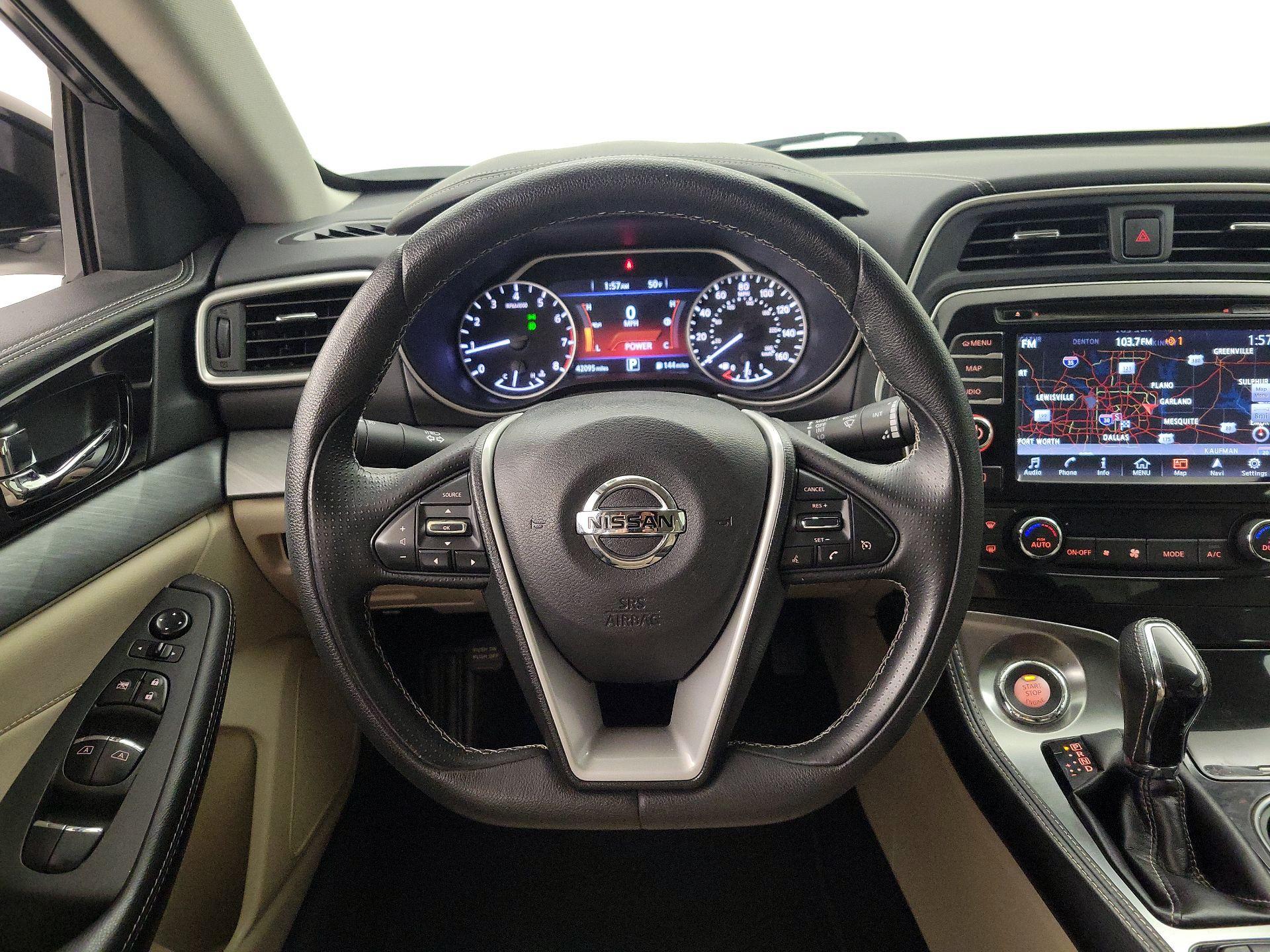 Thumbnail: 2016 Nissan Maxima - 10