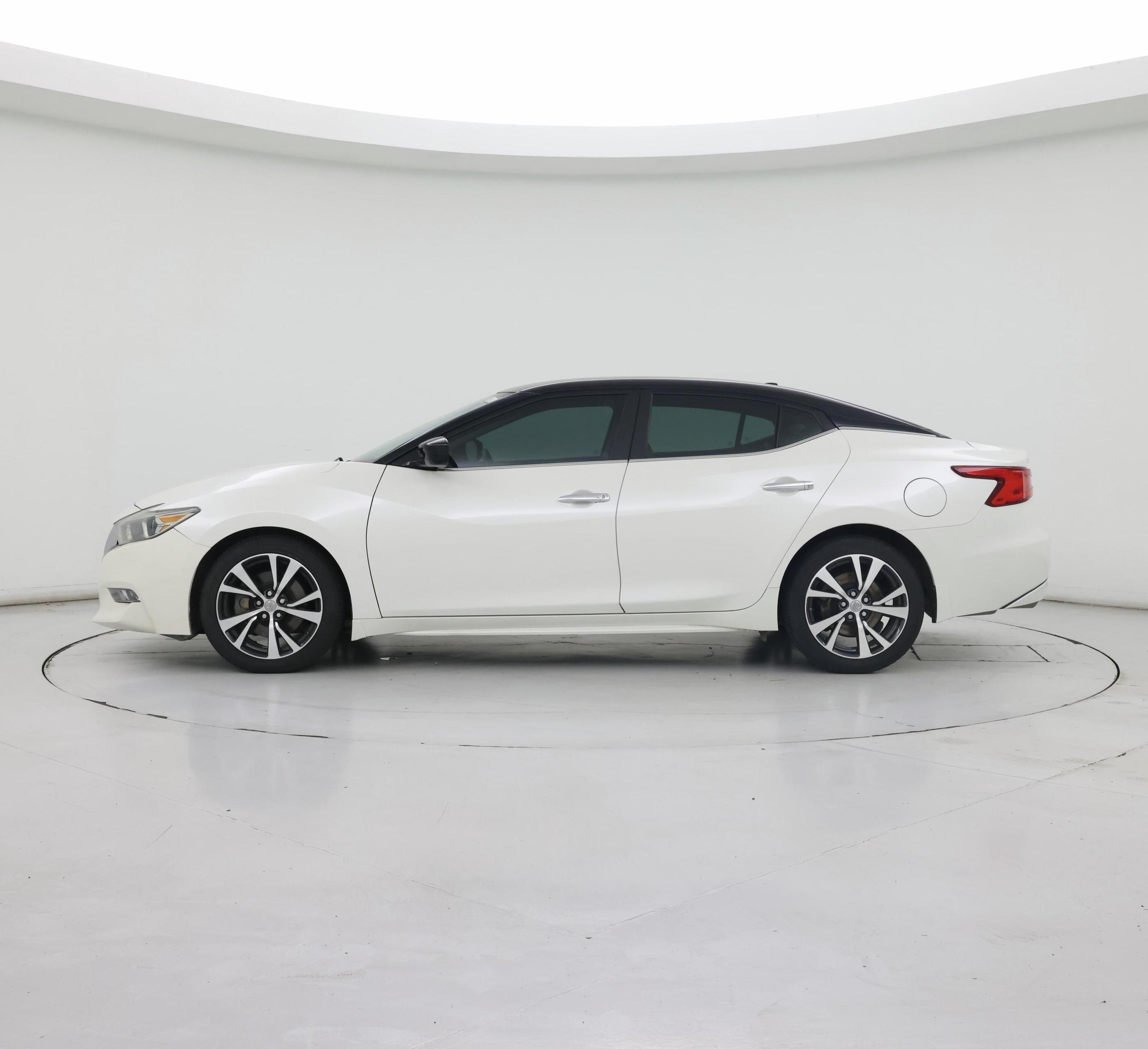 Thumbnail: 2016 Nissan Maxima - 3