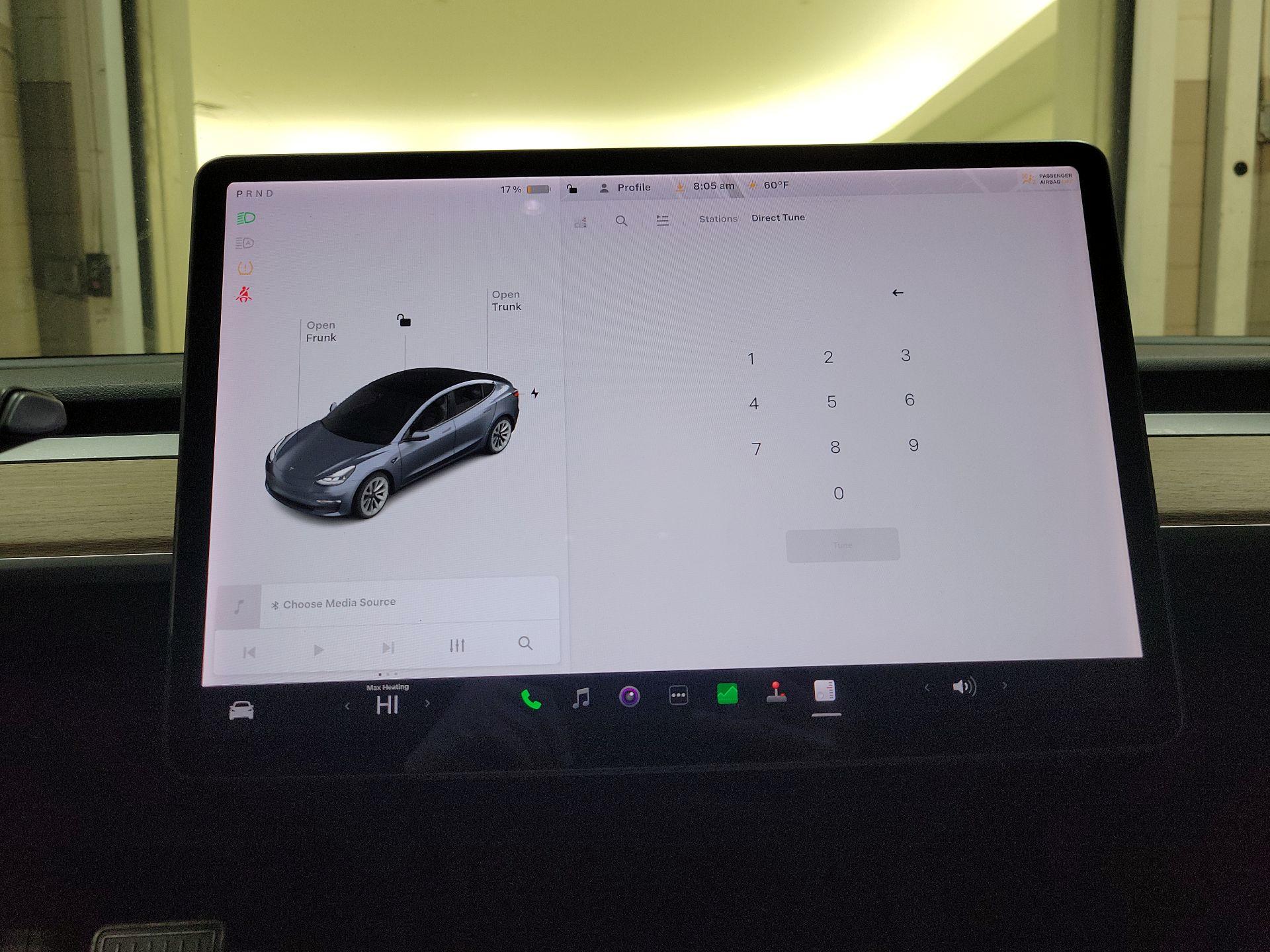 Thumbnail: 2021 Tesla Model 3 - 14
