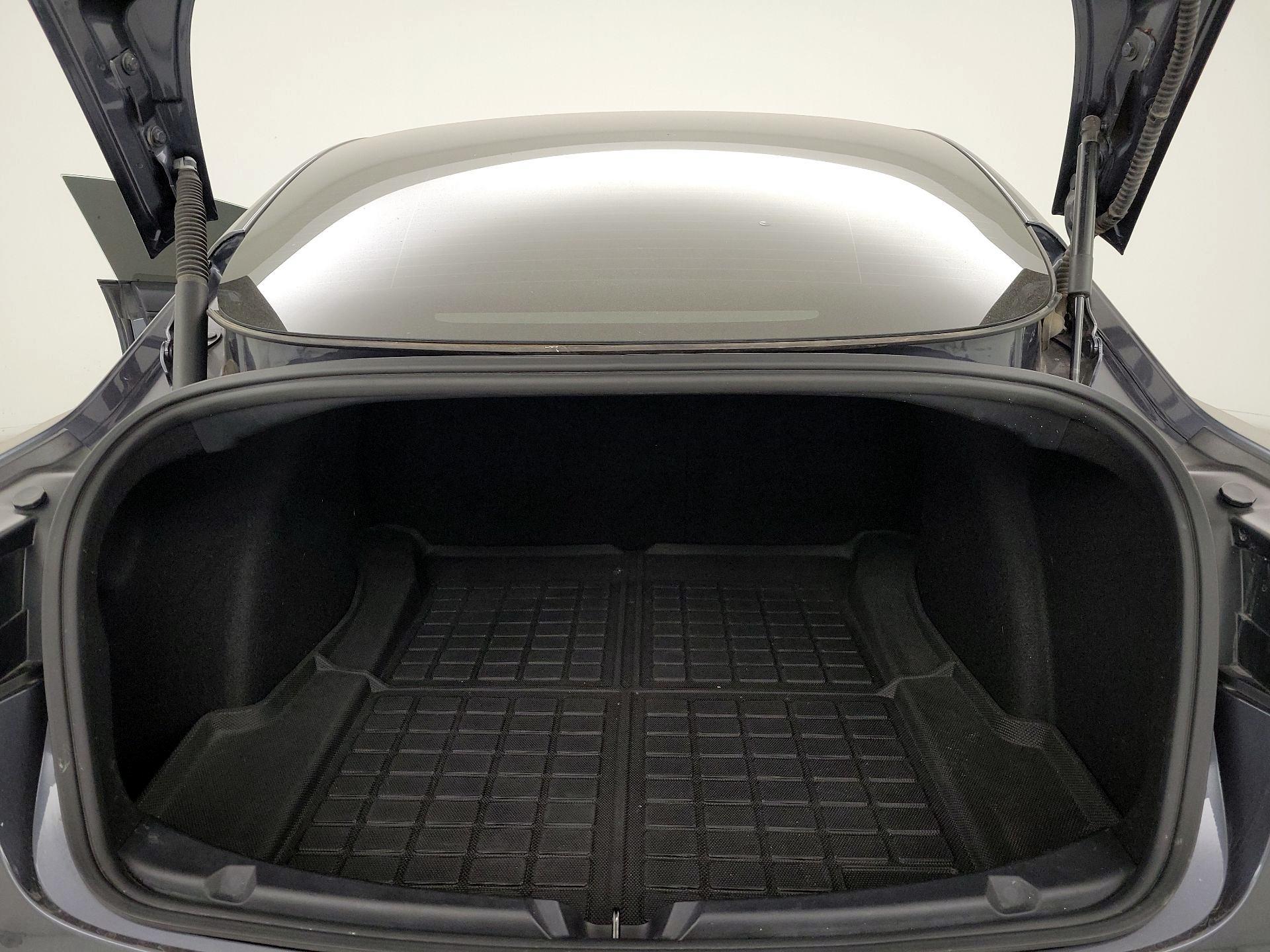 Thumbnail: 2021 Tesla Model 3 - 18