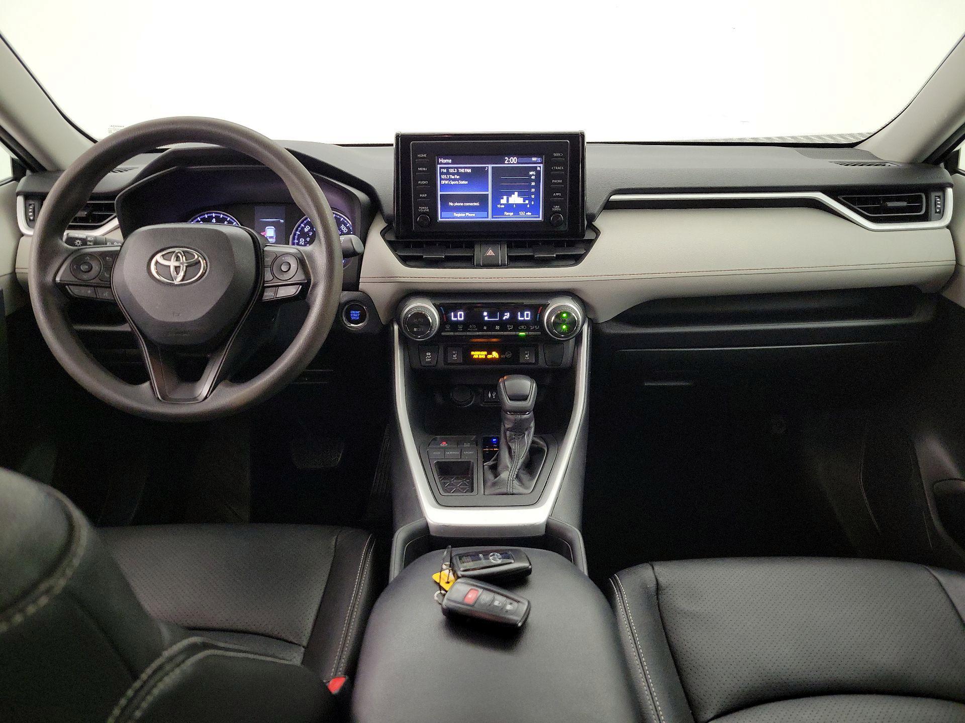Thumbnail: 2019 Toyota RAV4 - 9