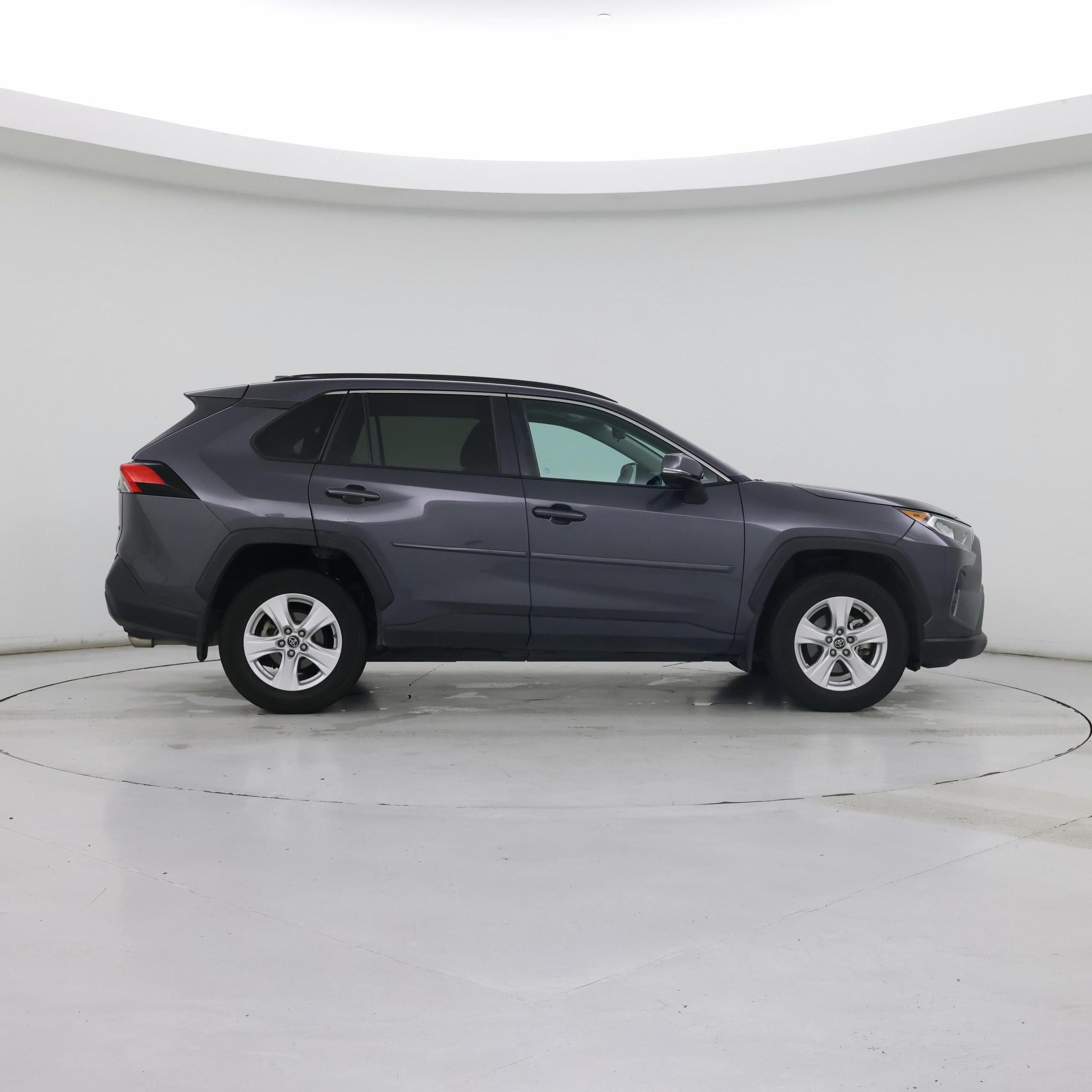 Thumbnail: 2019 Toyota RAV4 - 7