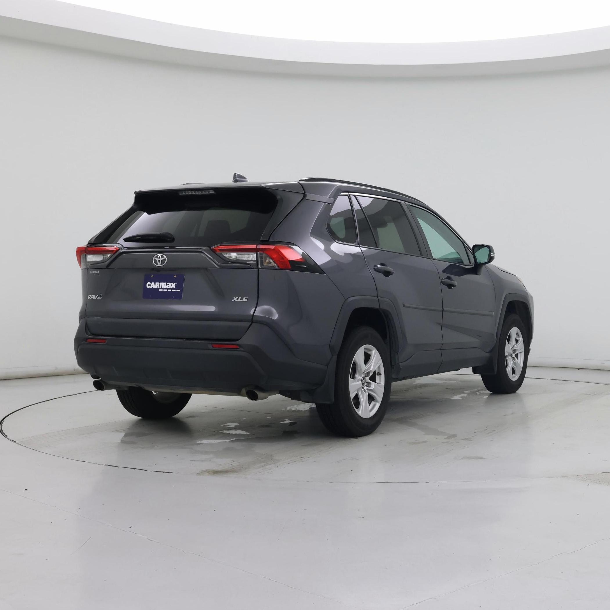 Thumbnail: 2019 Toyota RAV4 - 8