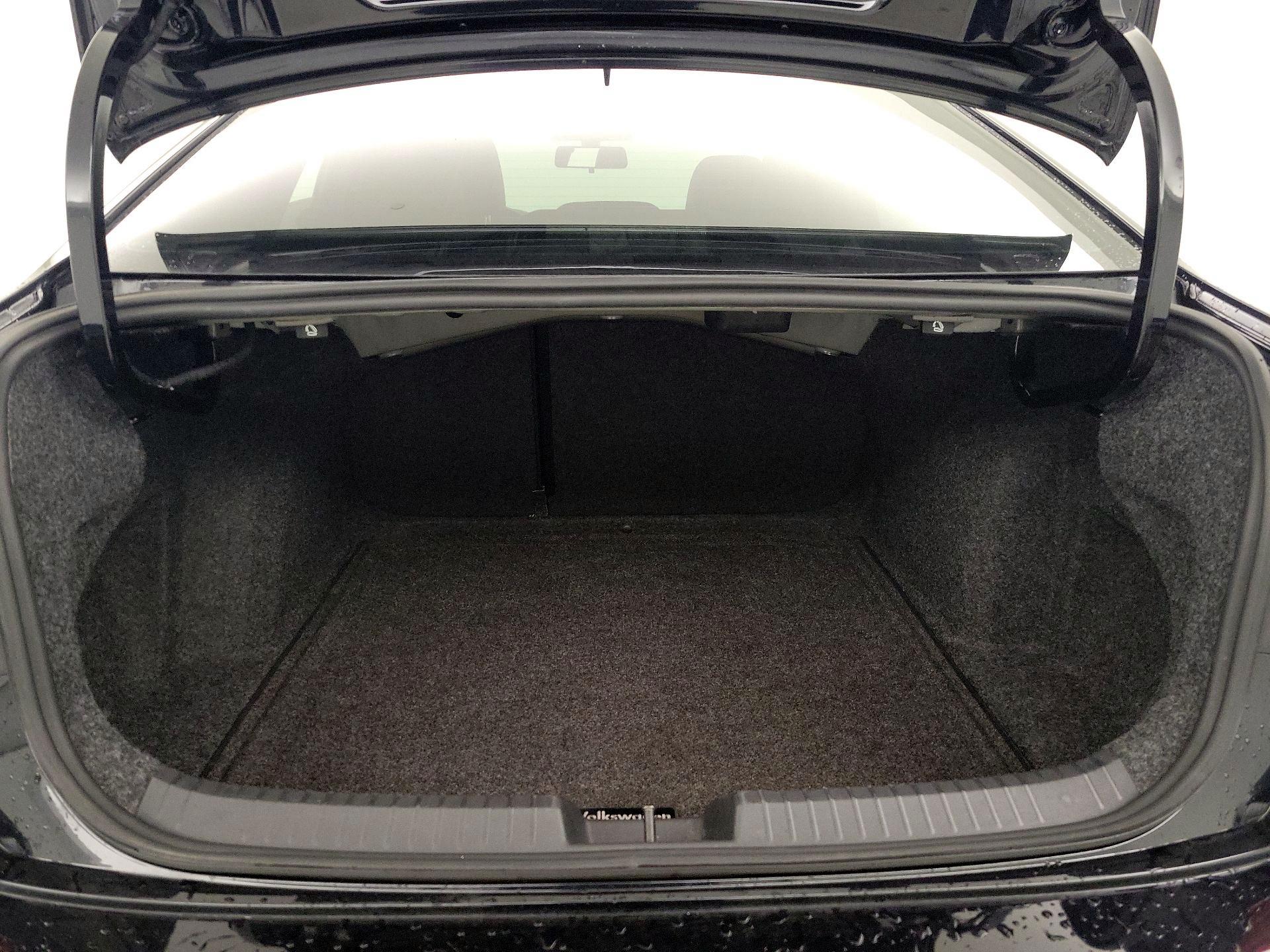 Thumbnail: 2019 Volkswagen Jetta - 20