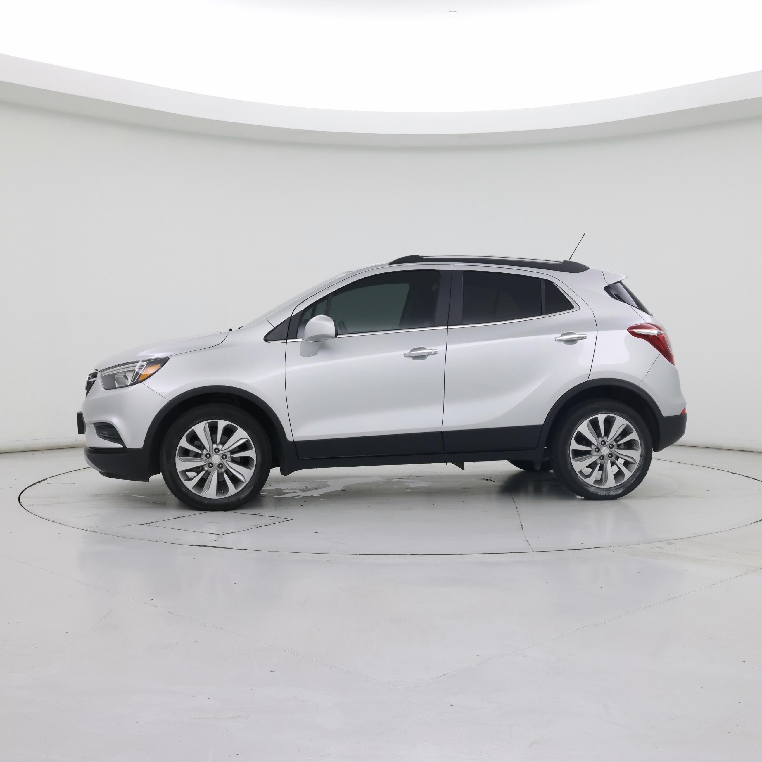 Thumbnail: 2020 Buick Encore - 3