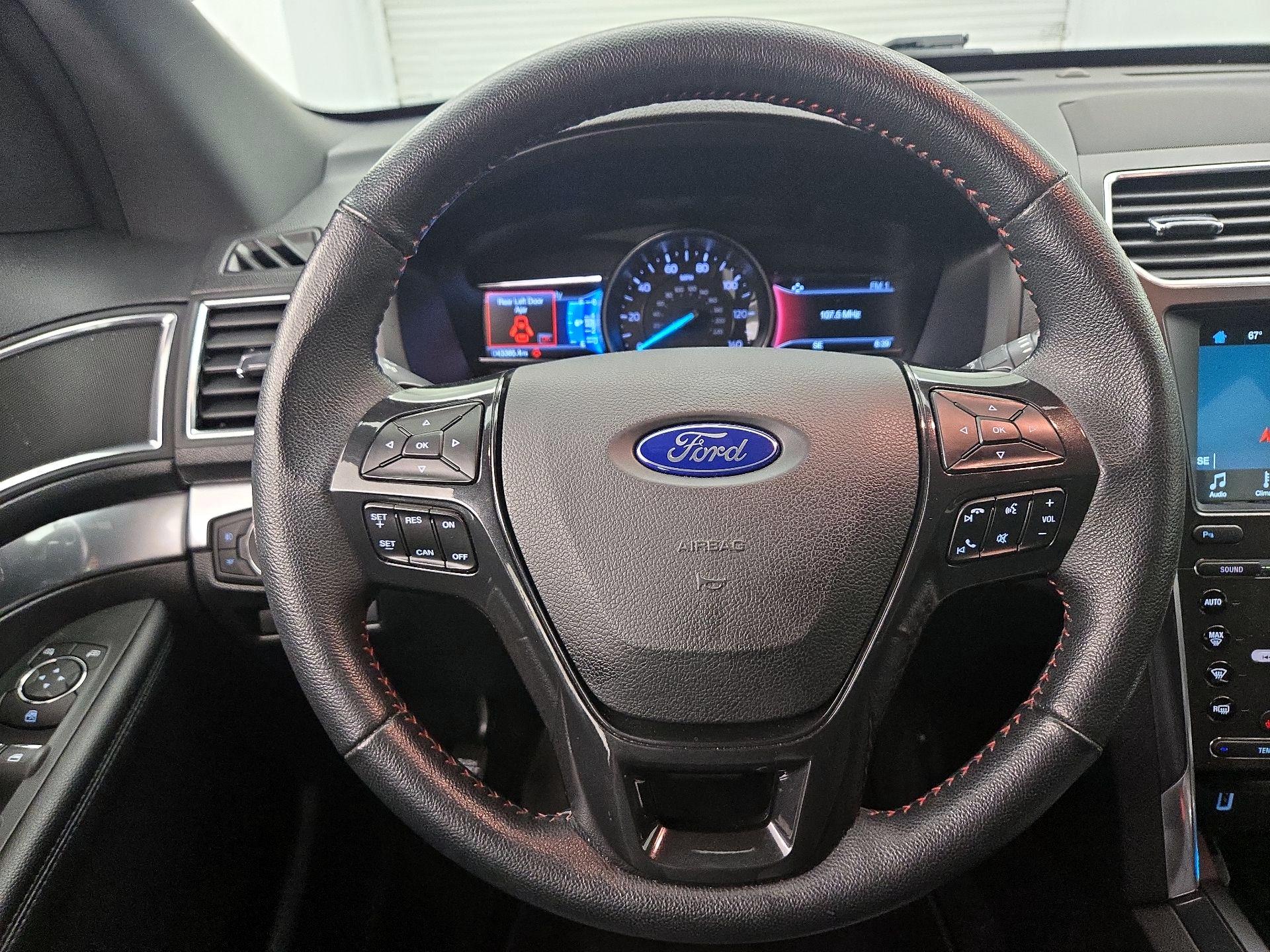 Thumbnail: 2018 Ford Explorer - 10