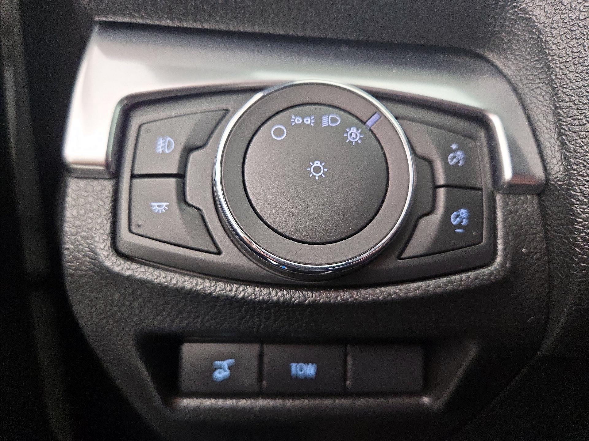 Thumbnail: 2018 Ford Explorer - 13