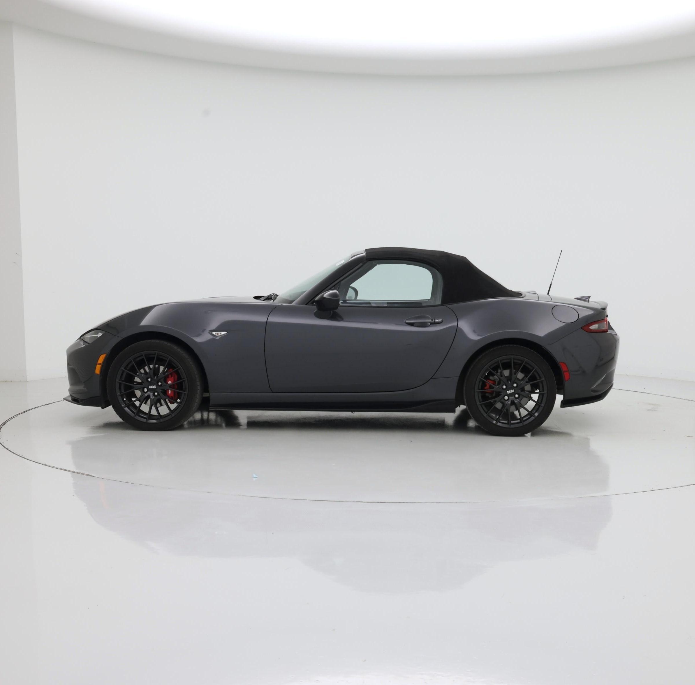 Thumbnail: 2016 Mazda MX-5 Miata - 3