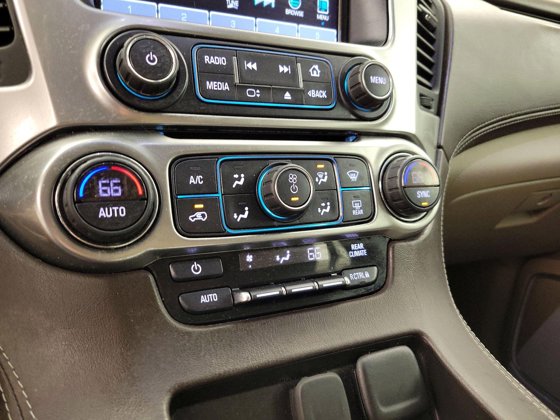 Thumbnail: 2020 Chevrolet Suburban - 16